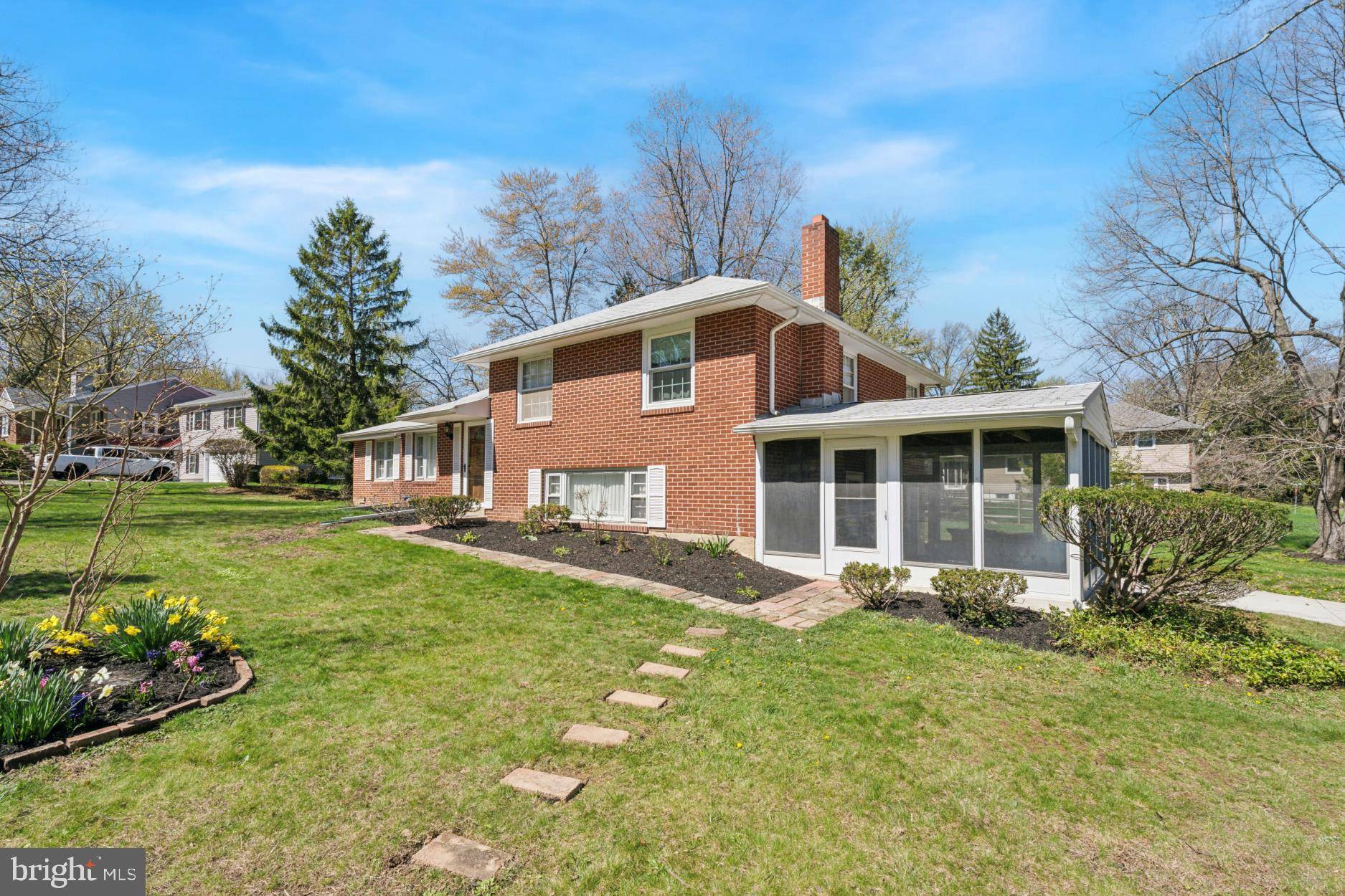 Huntingdon Valley, PA 19006,2340 EDGEHILL RD