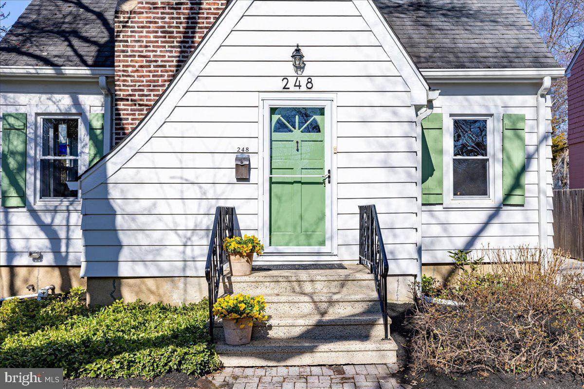 Princeton, NJ 08540,248 MOUNT LUCAS RD