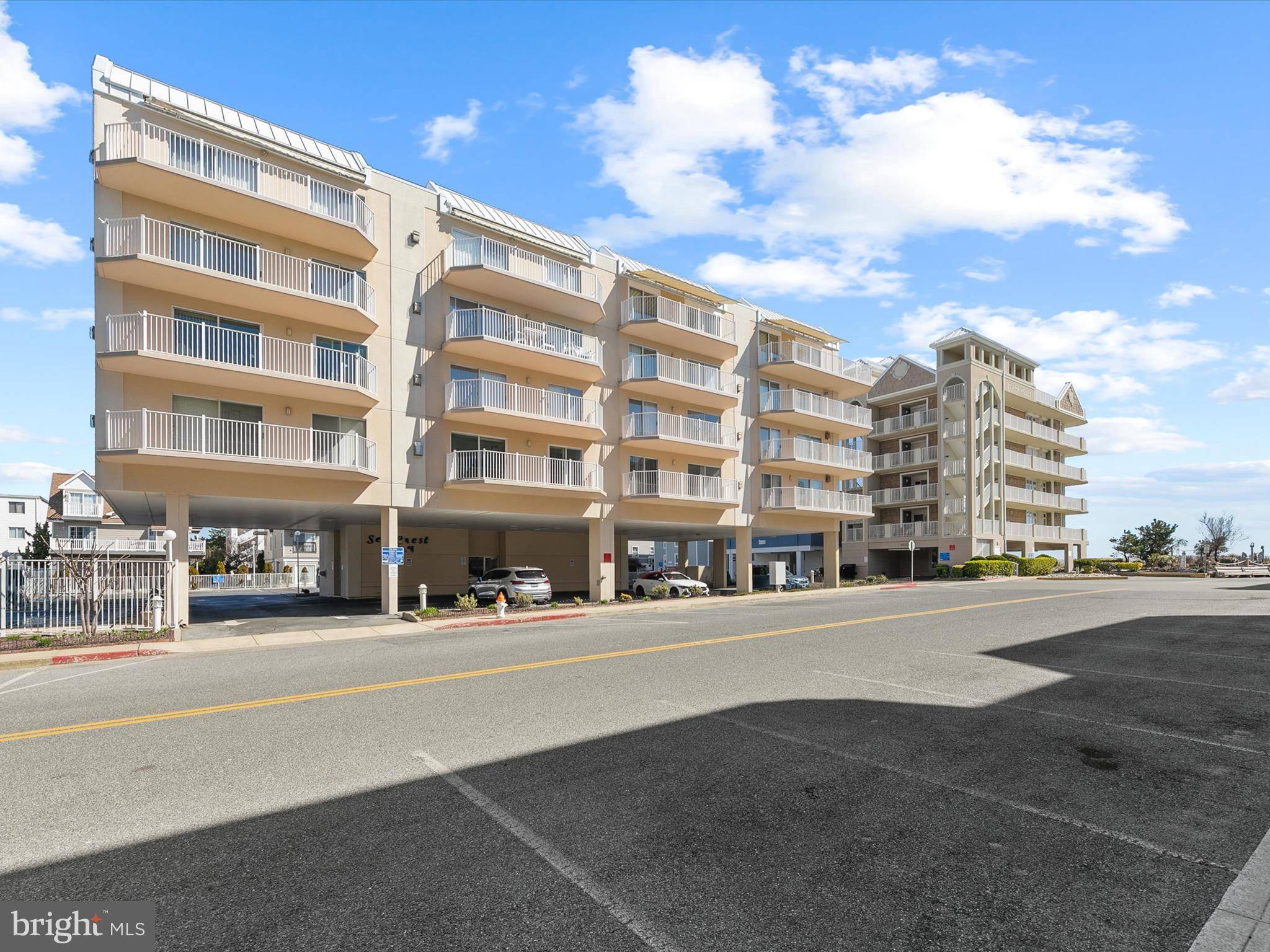 Ocean City, MD 21842,4 142ND ST #401 A