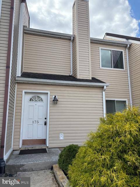 Newark, DE 19711,175 VALLEY CIR
