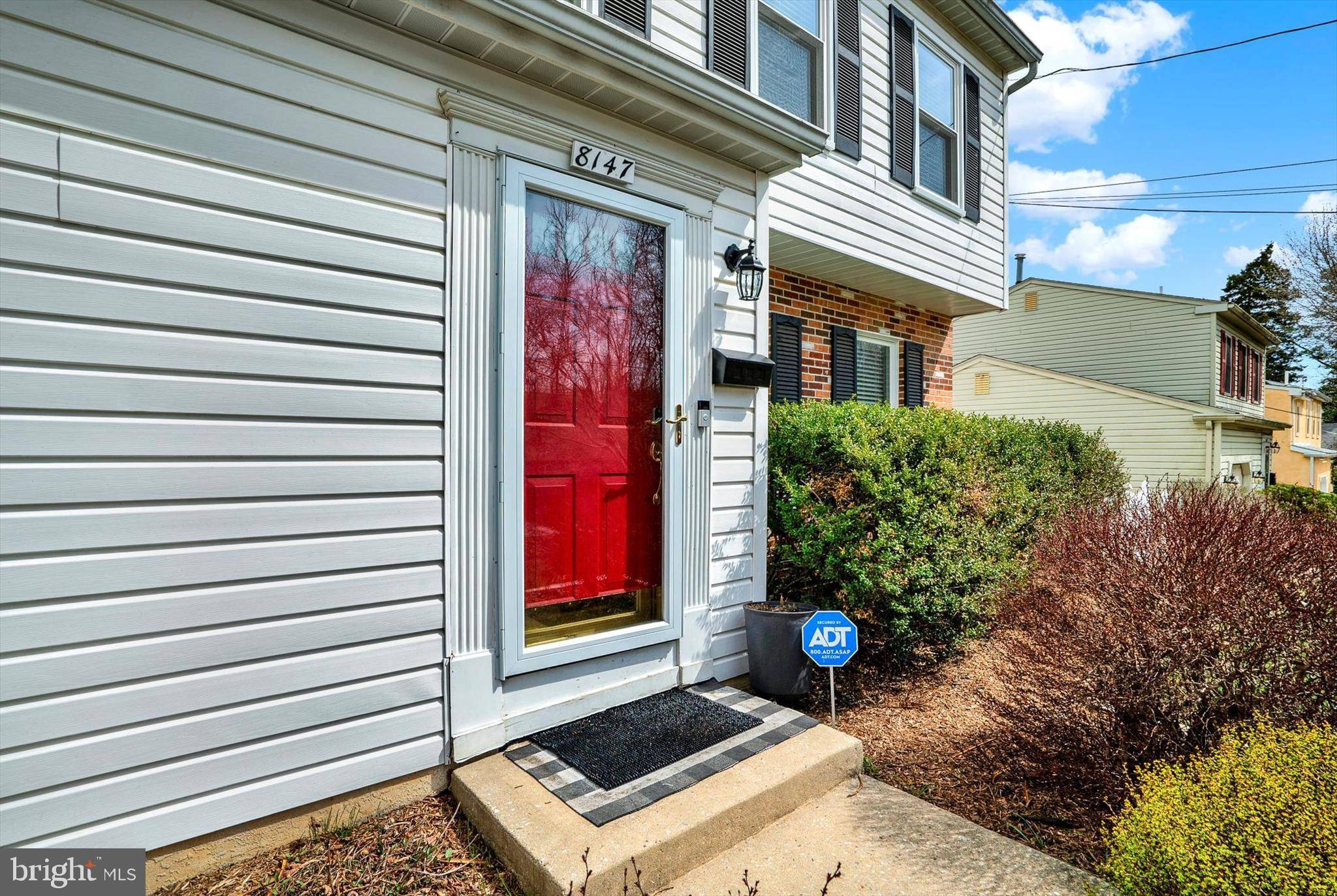 Philadelphia, PA 19128,8147 LARE ST