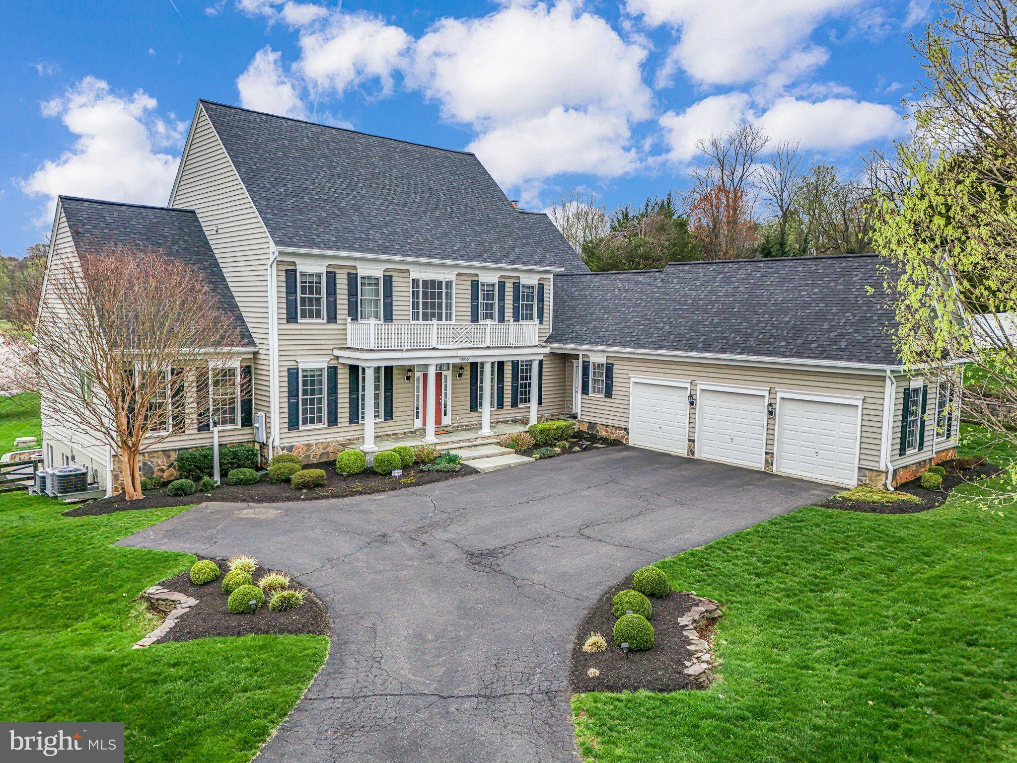 Paeonian Springs, VA 20129,40055 GLENMORE CT