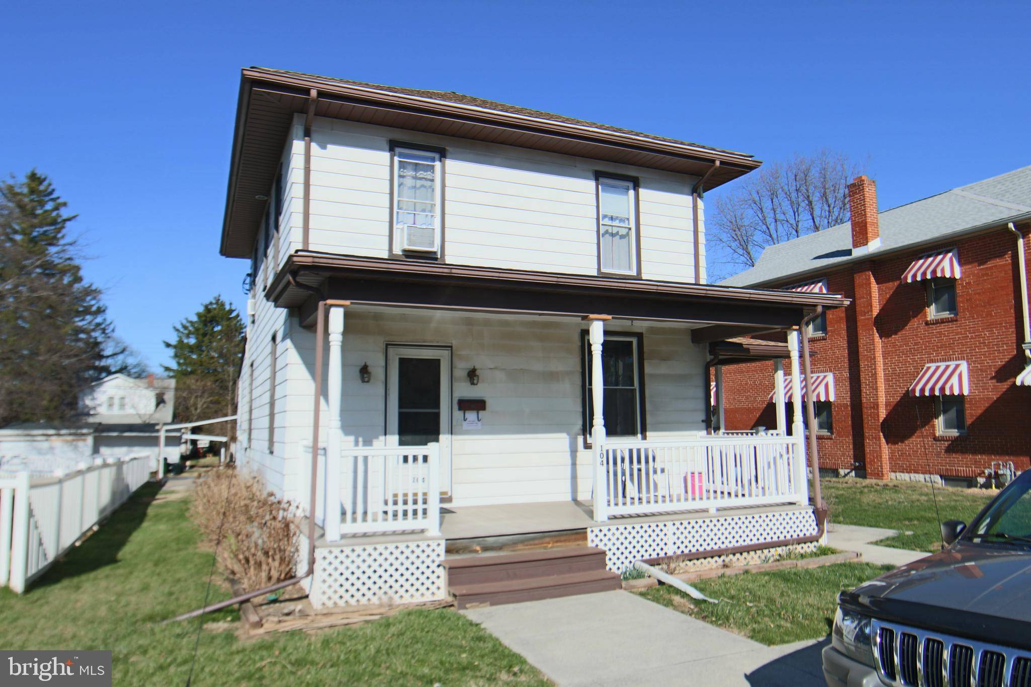 Harrisburg, PA 17109,104 OAK ST