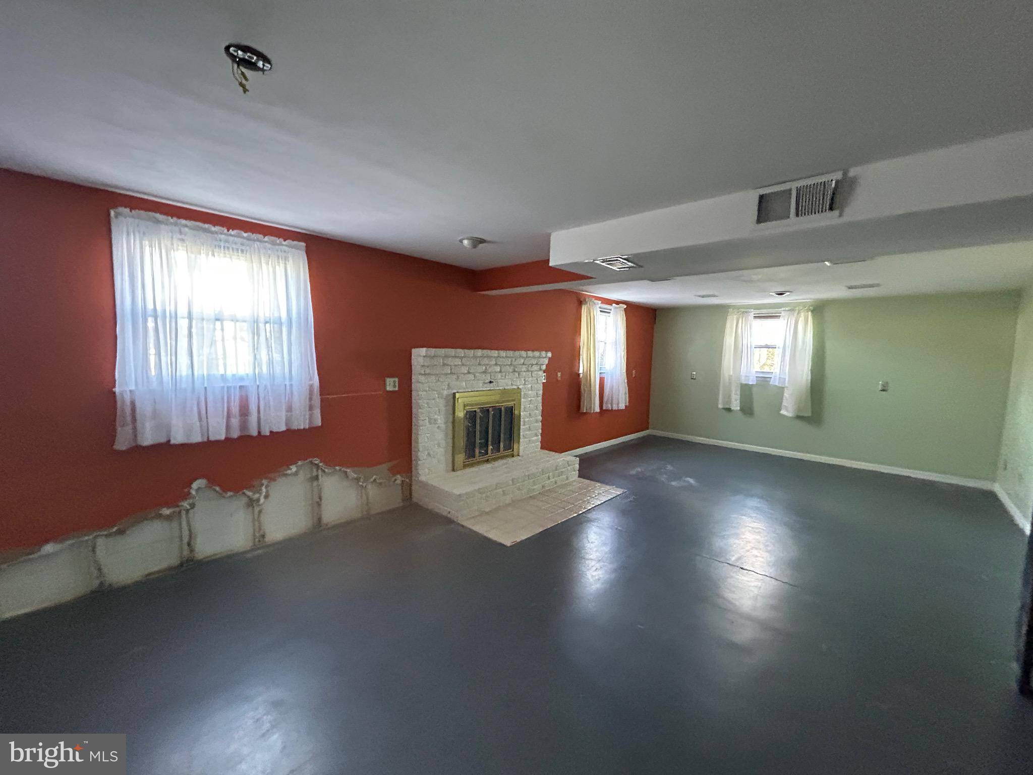 Hagerstown, MD 21742,405 E MAGNOLIA AVE