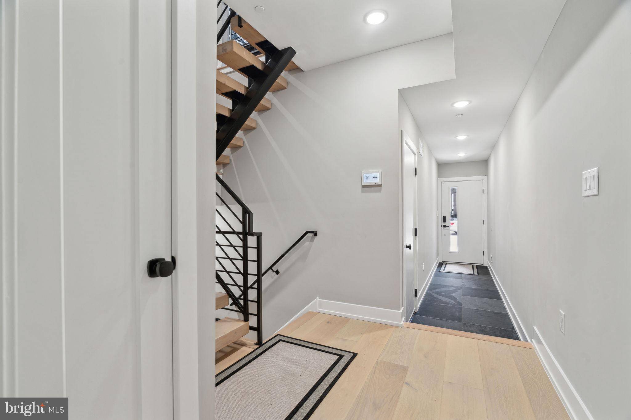 Philadelphia, PA 19147,1438 S FRONT ST