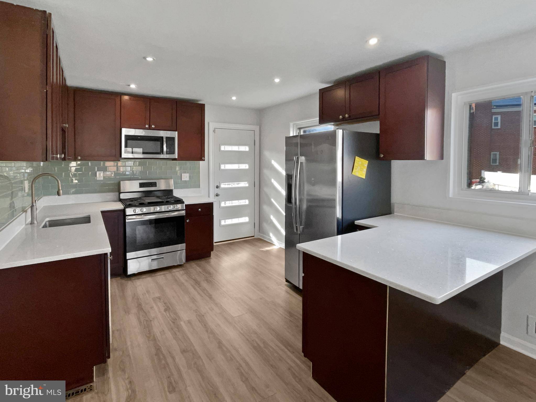 Temple Hills, MD 20748,4107 24TH PL