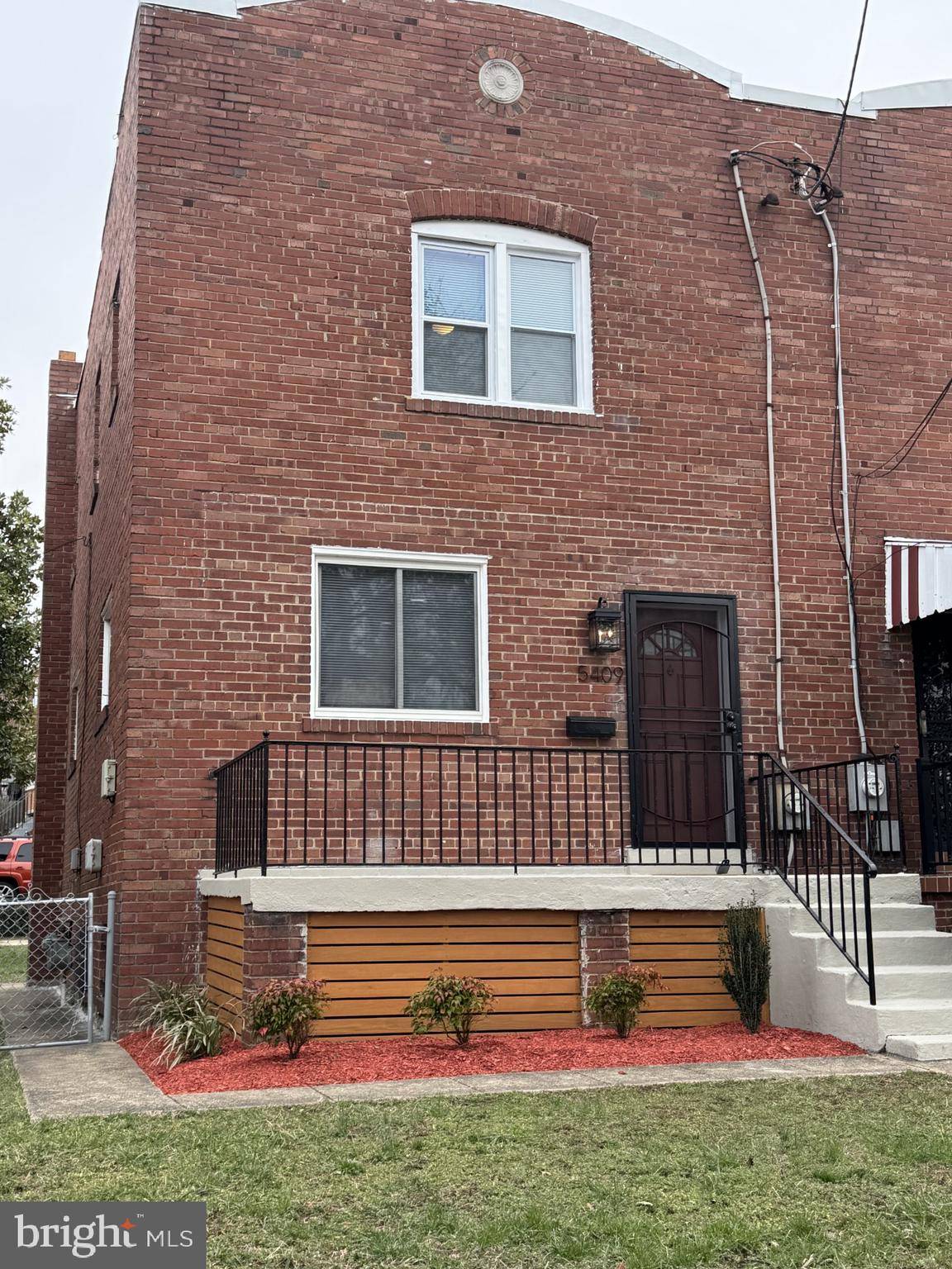 Washington, DC 20019,5409 EAST CAPITOL ST SE