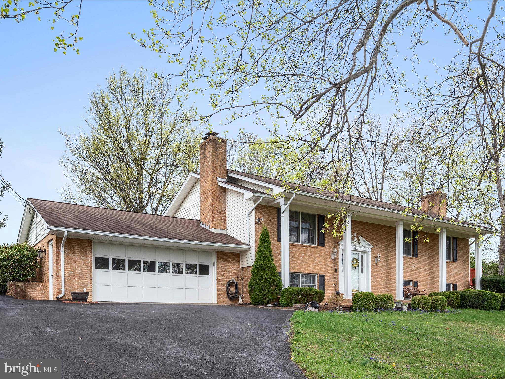 Clear Brook, VA 22624,209 STERRETT LN