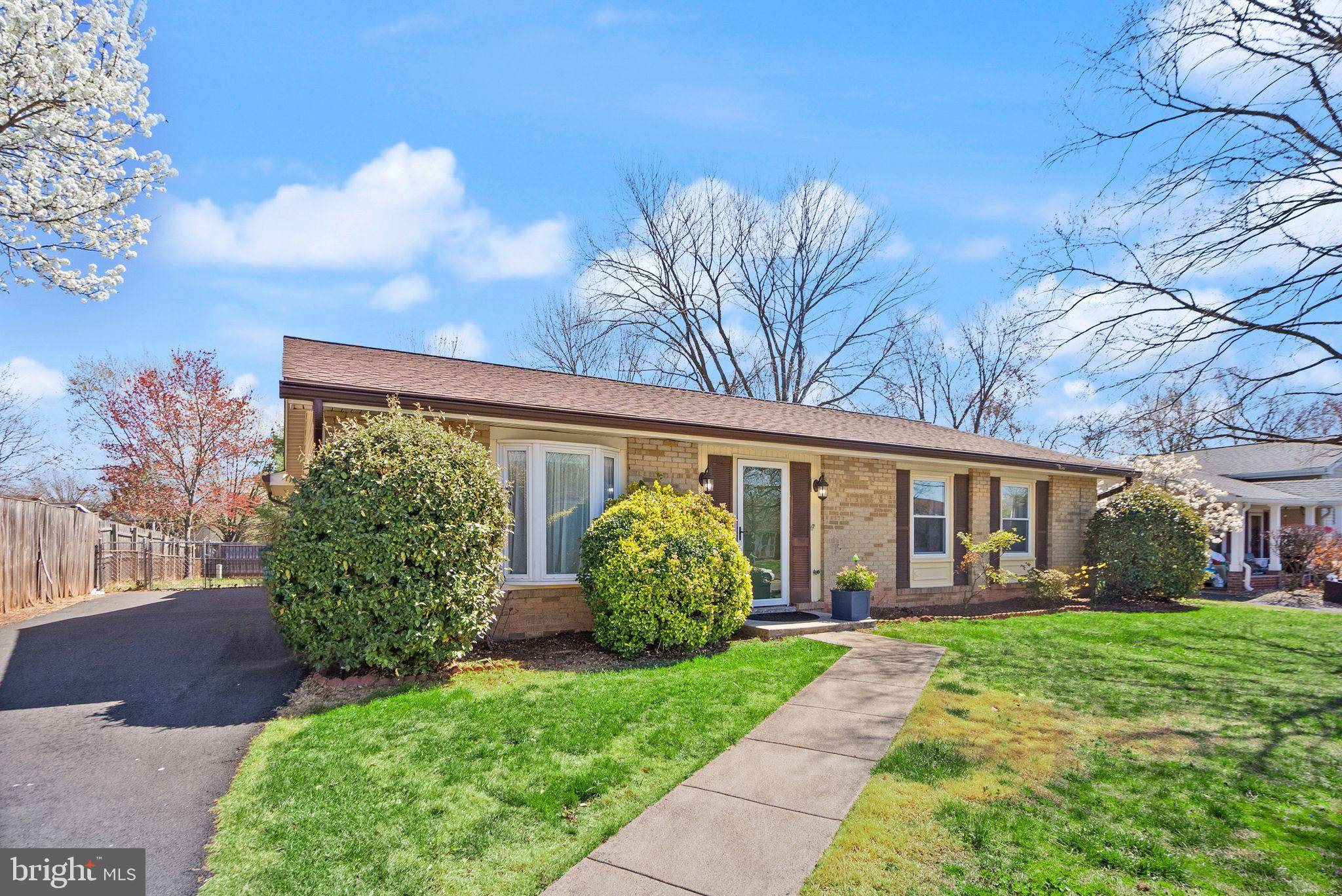 Sterling, VA 20164,900 N AMELIA ST