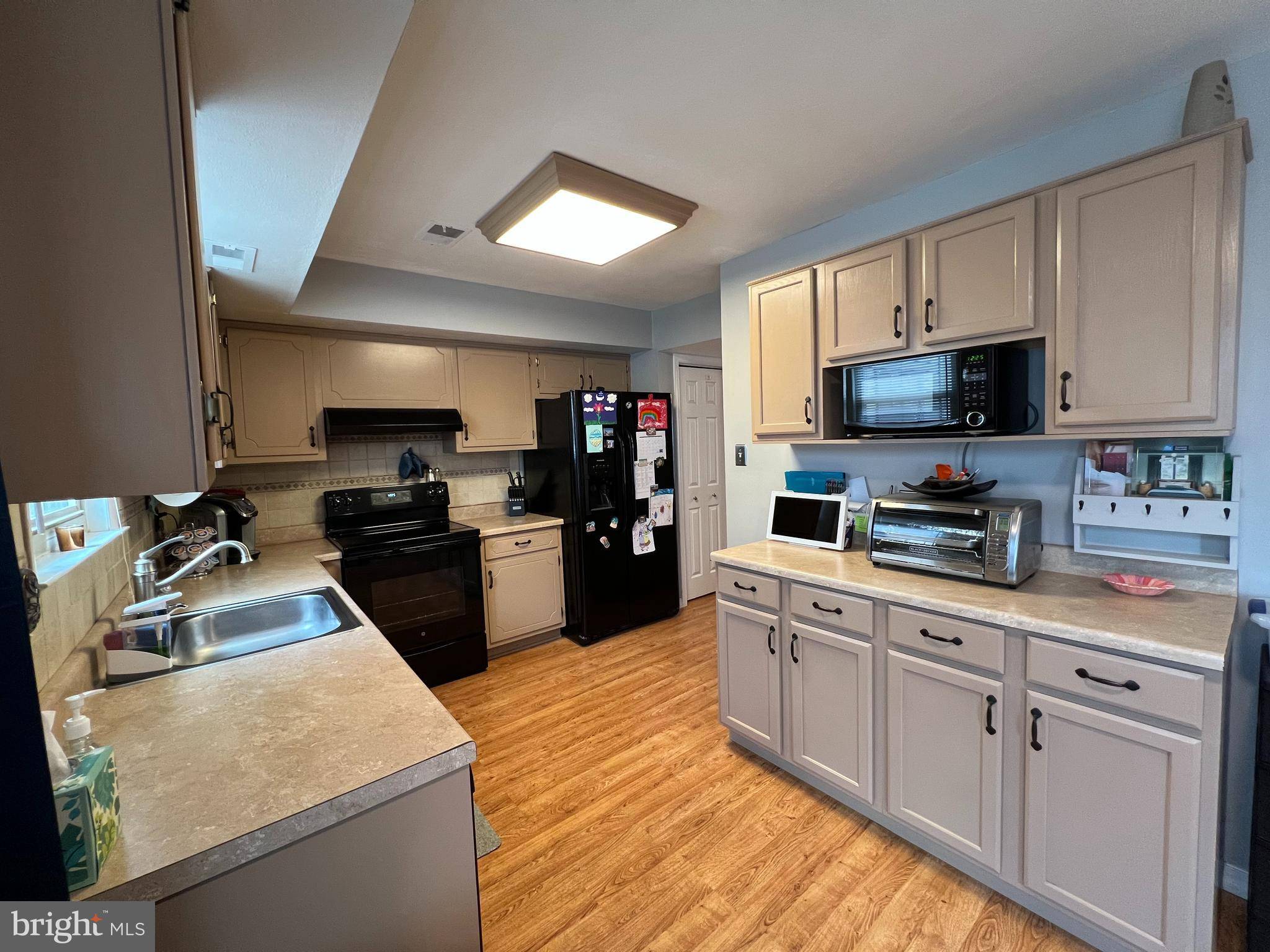 Quakertown, PA 18951,127 REDWOOD DR