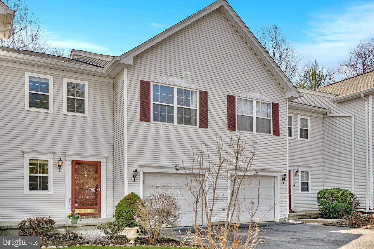Princeton, NJ 08540,204 CAMELOT CT