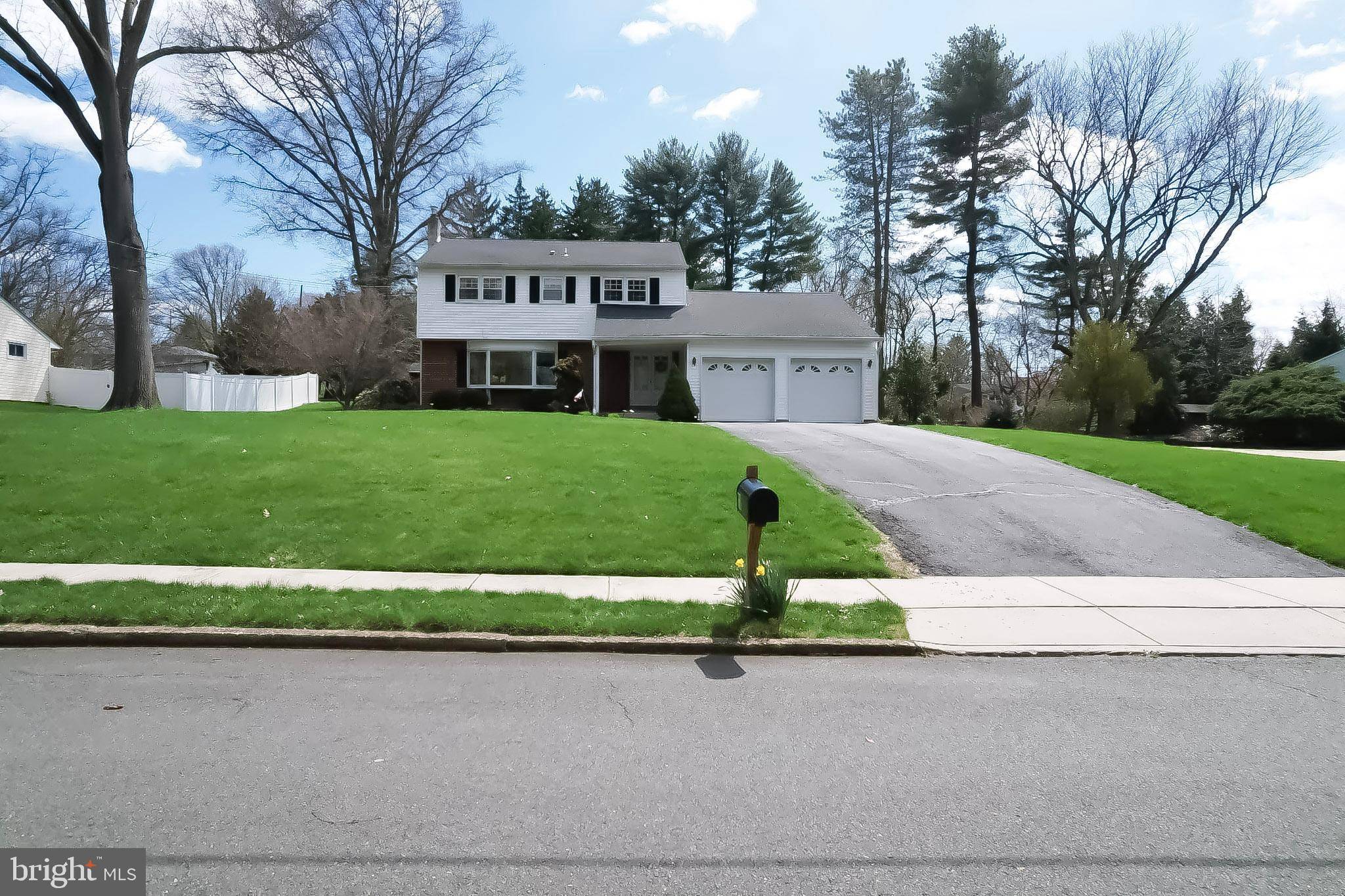 Ewing, NJ 08638,11 LOPATCONG DRIVE