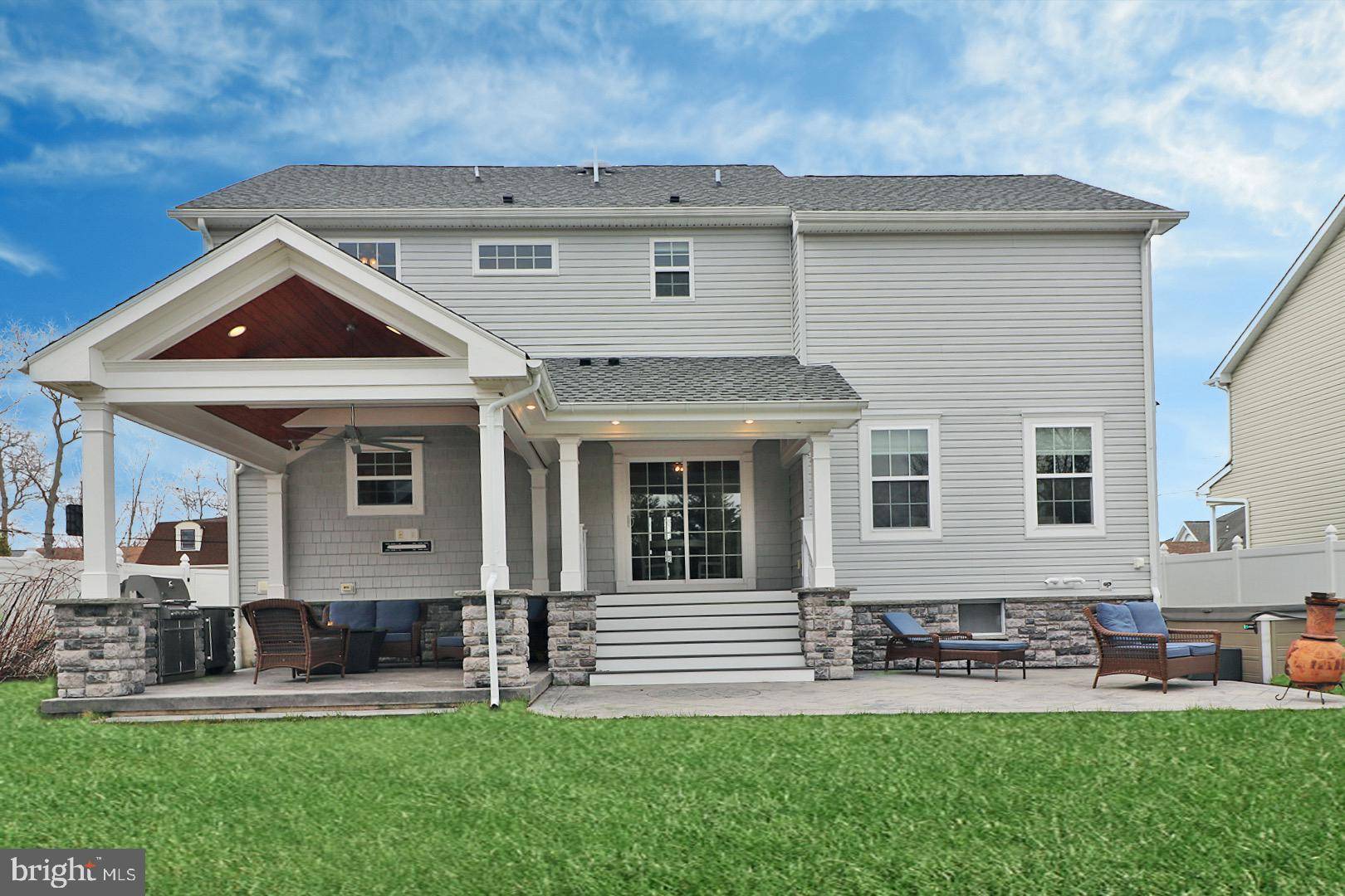 Forked River, NJ 08731,907 ELWOOD ST