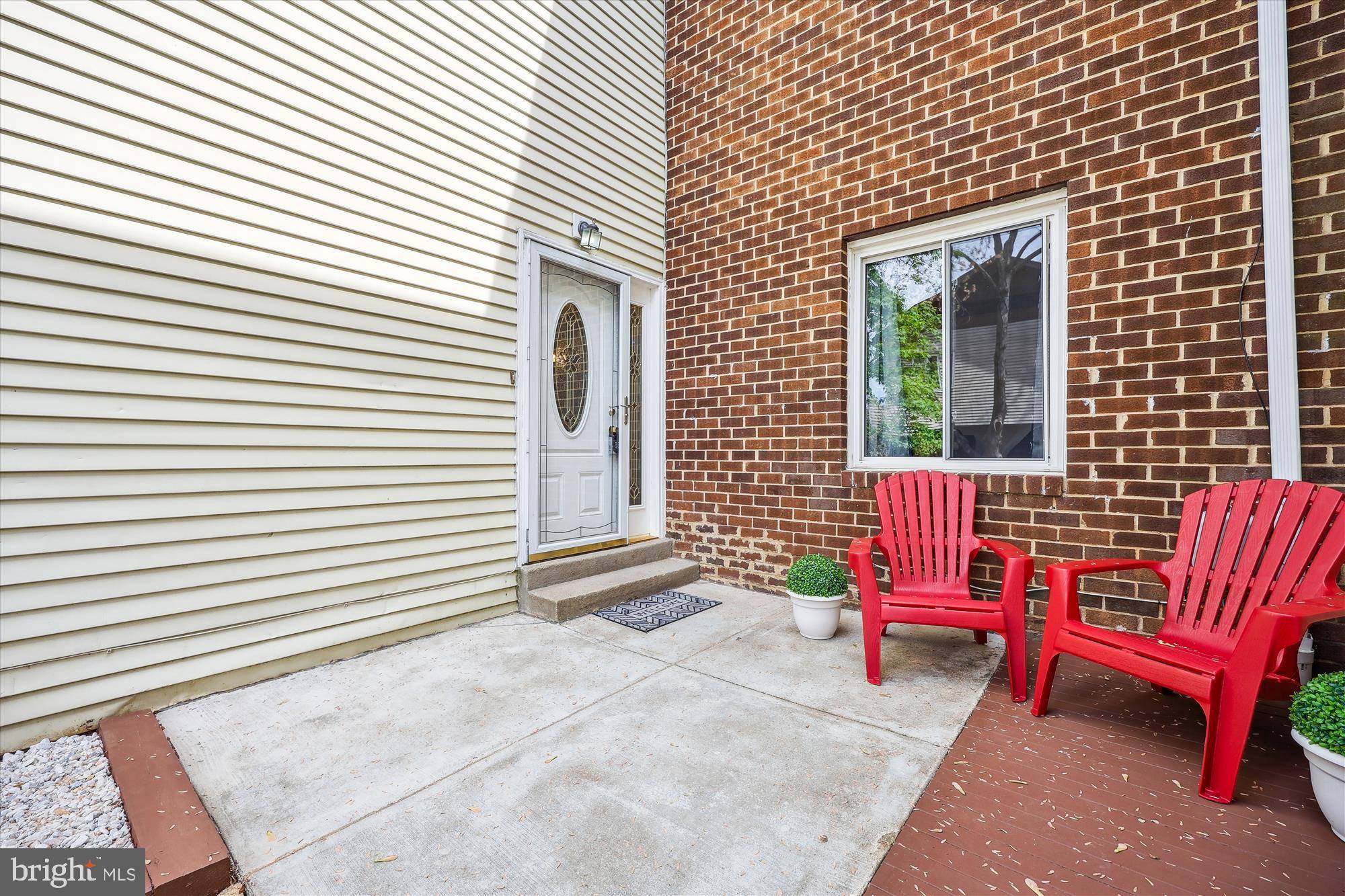 Gaithersburg, MD 20877,62 STATE CT #110