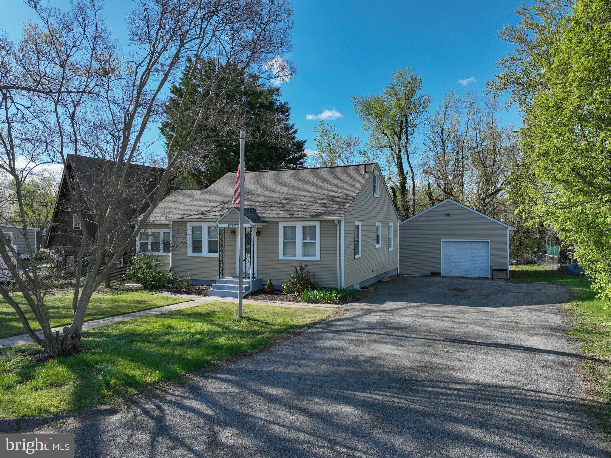 Edgewater, MD 21037,313 ORCHARD RD