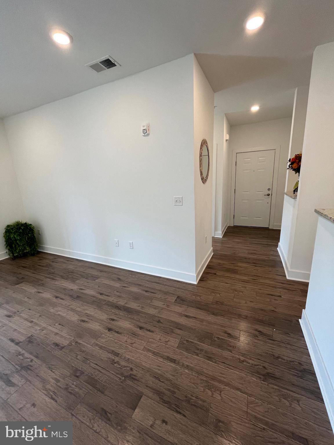 Monroe Township, NJ 08831,812 STILLER