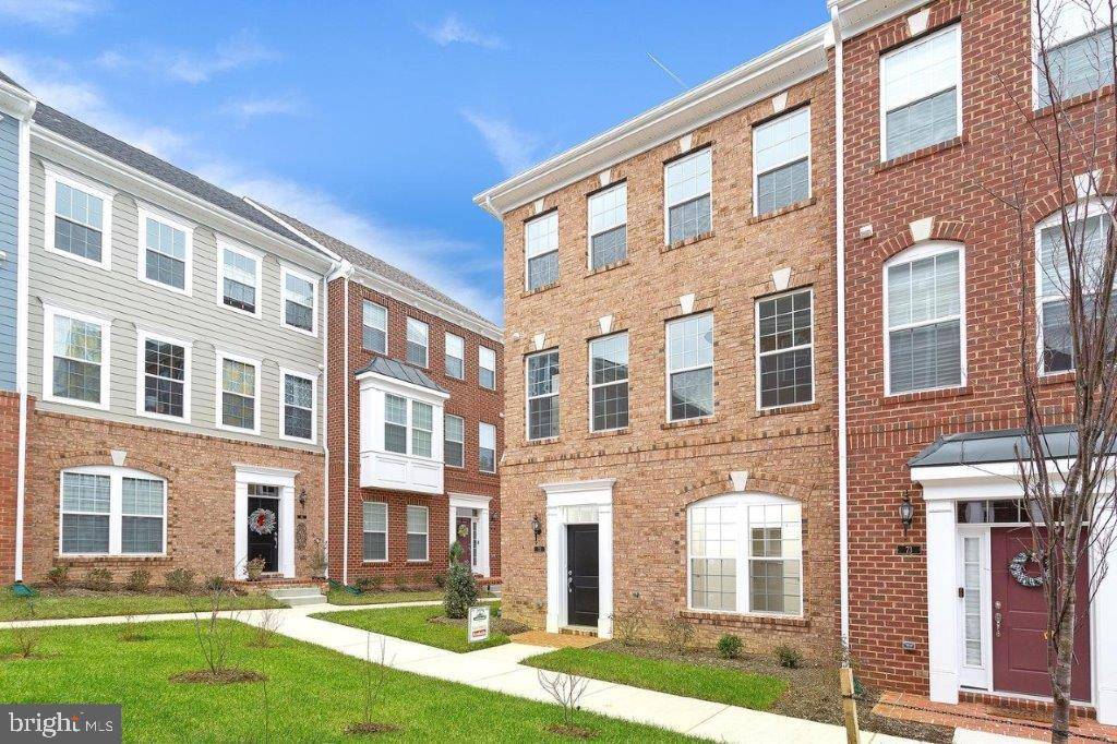 La Plata, MD 20646,75 JOCKEY DR