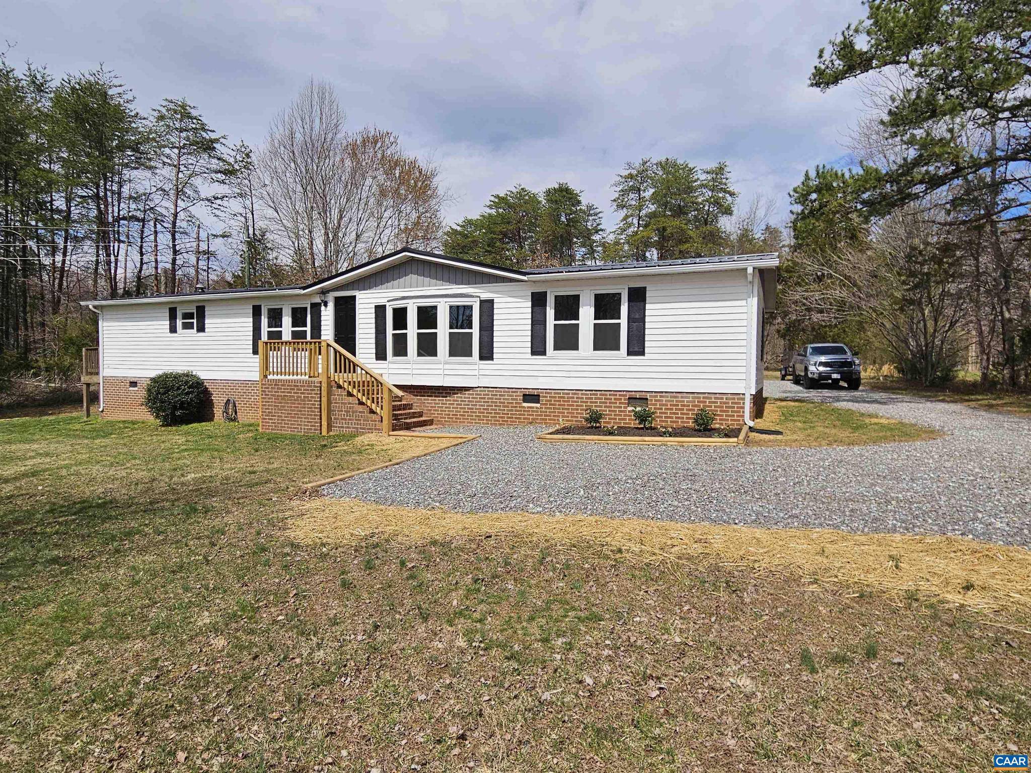 Dillwyn, VA 23936,2711 RANSON RD