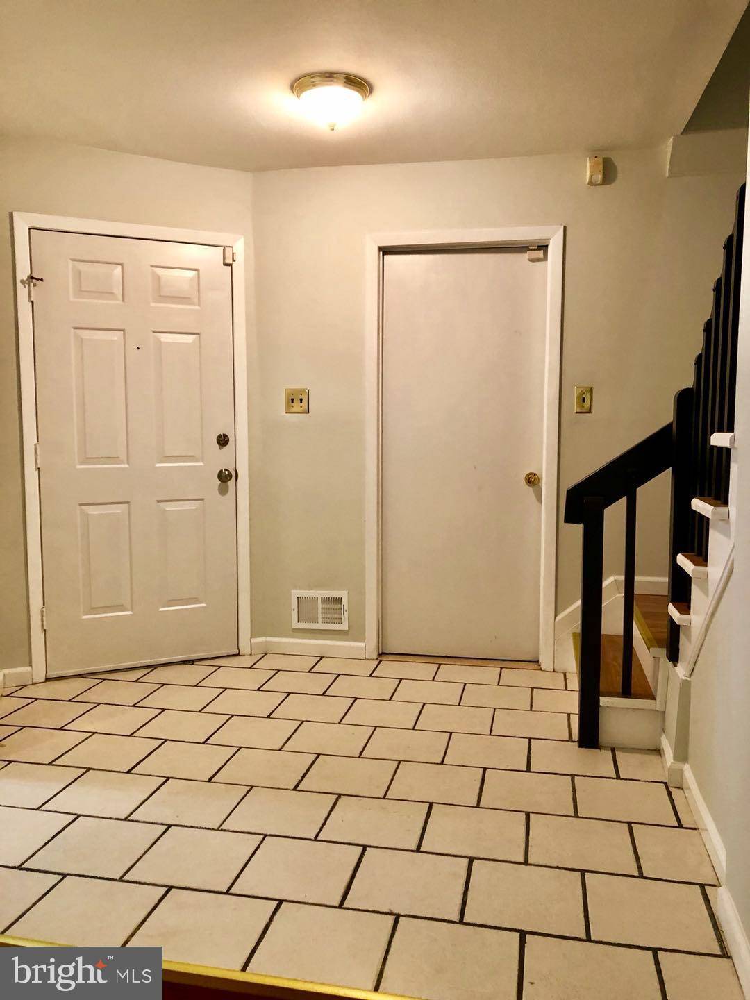 North Brunswick, NJ 08902,156 NATHAN DR #156