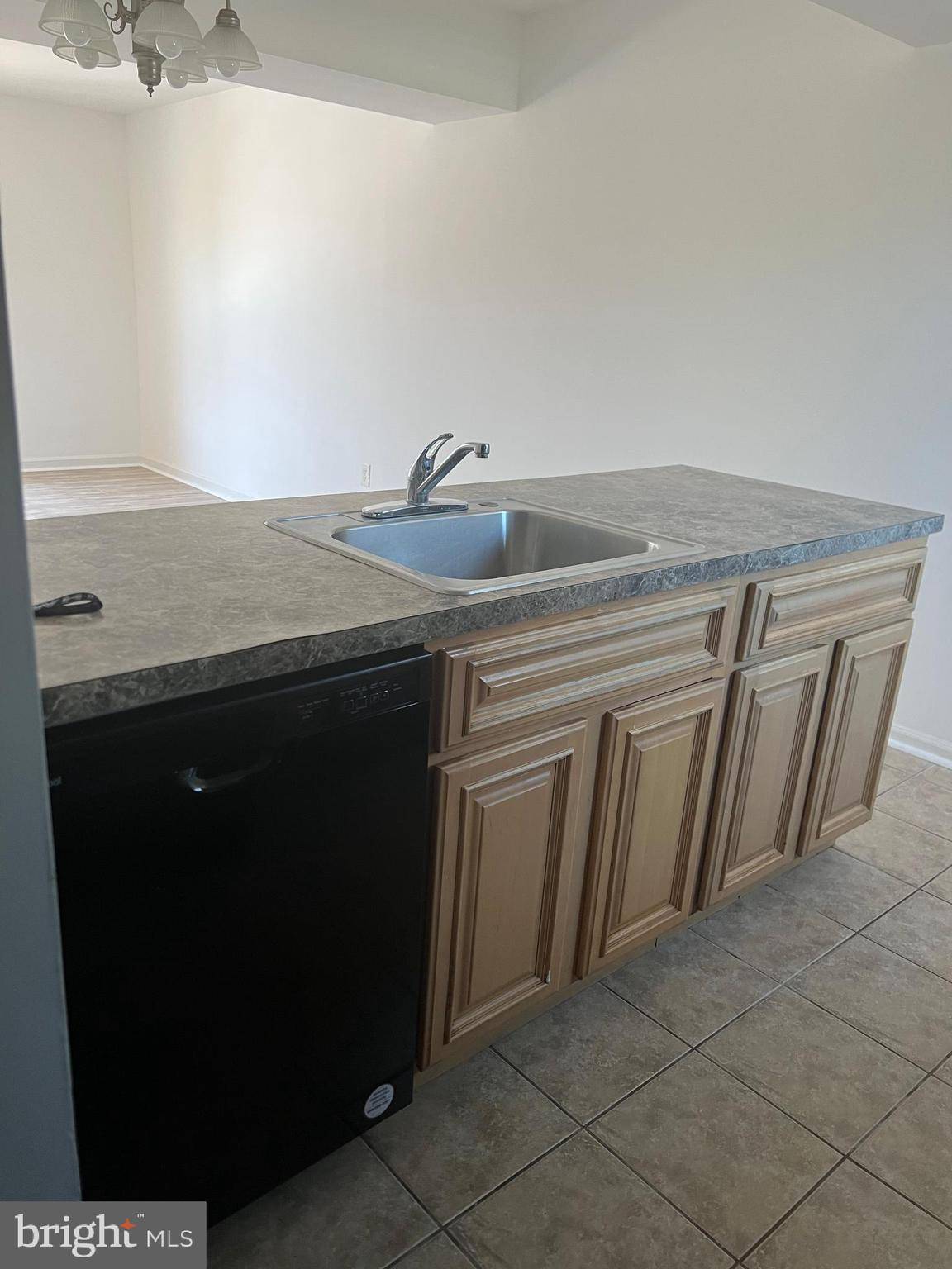 Upper Marlboro, MD 20774,10175 CAMPUS WAY S #13