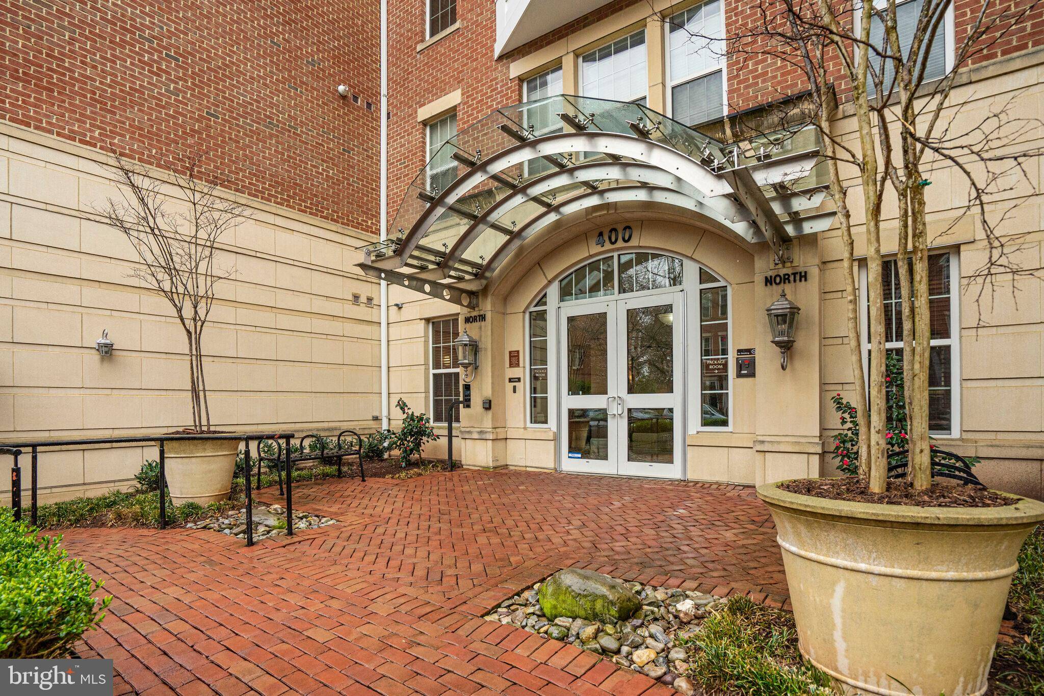 Alexandria, VA 22304,400 CAMERON STATION BLVD #301
