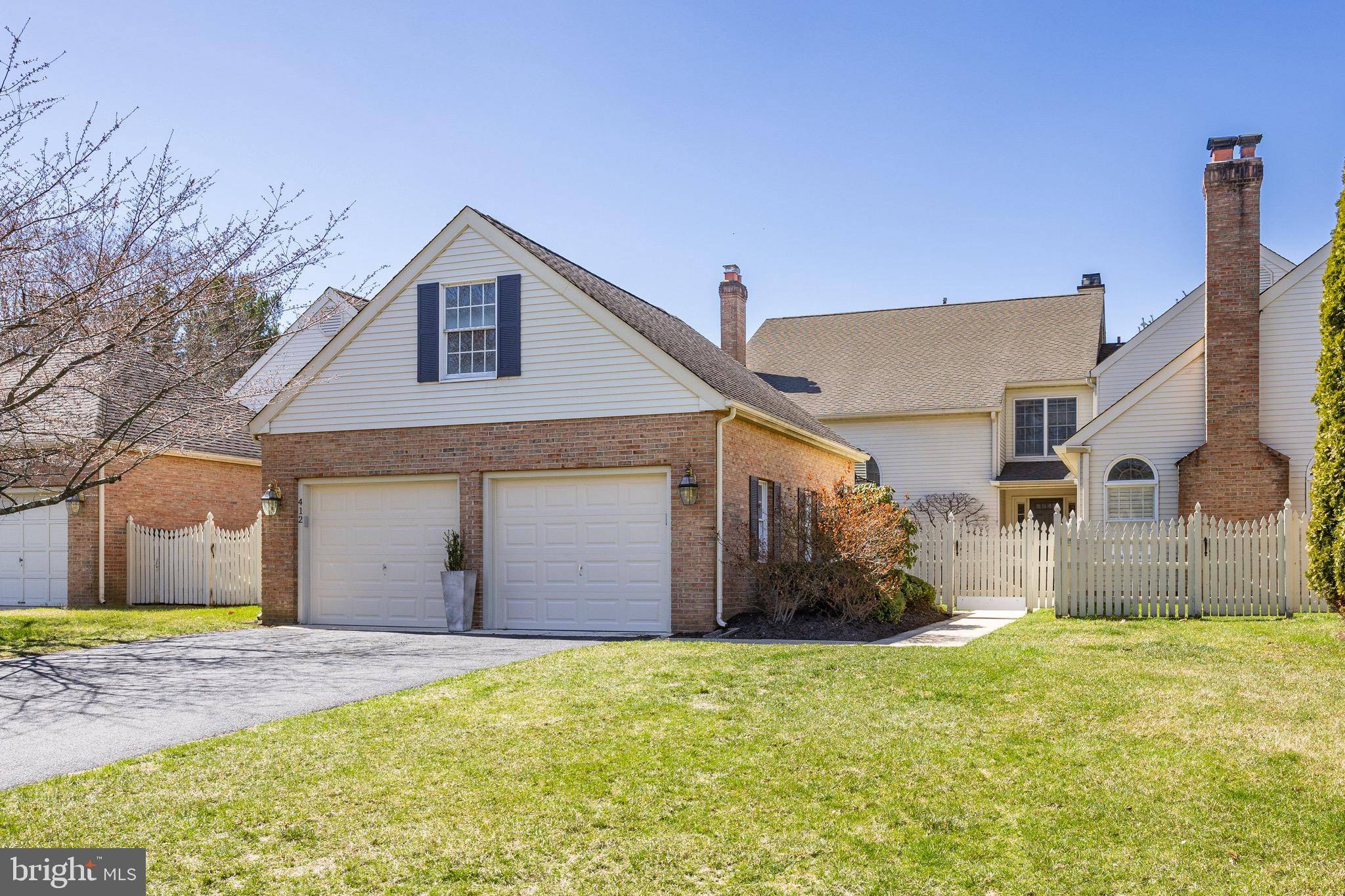 Moorestown, NJ 08057,412 WINDROW CLUSTERS DR