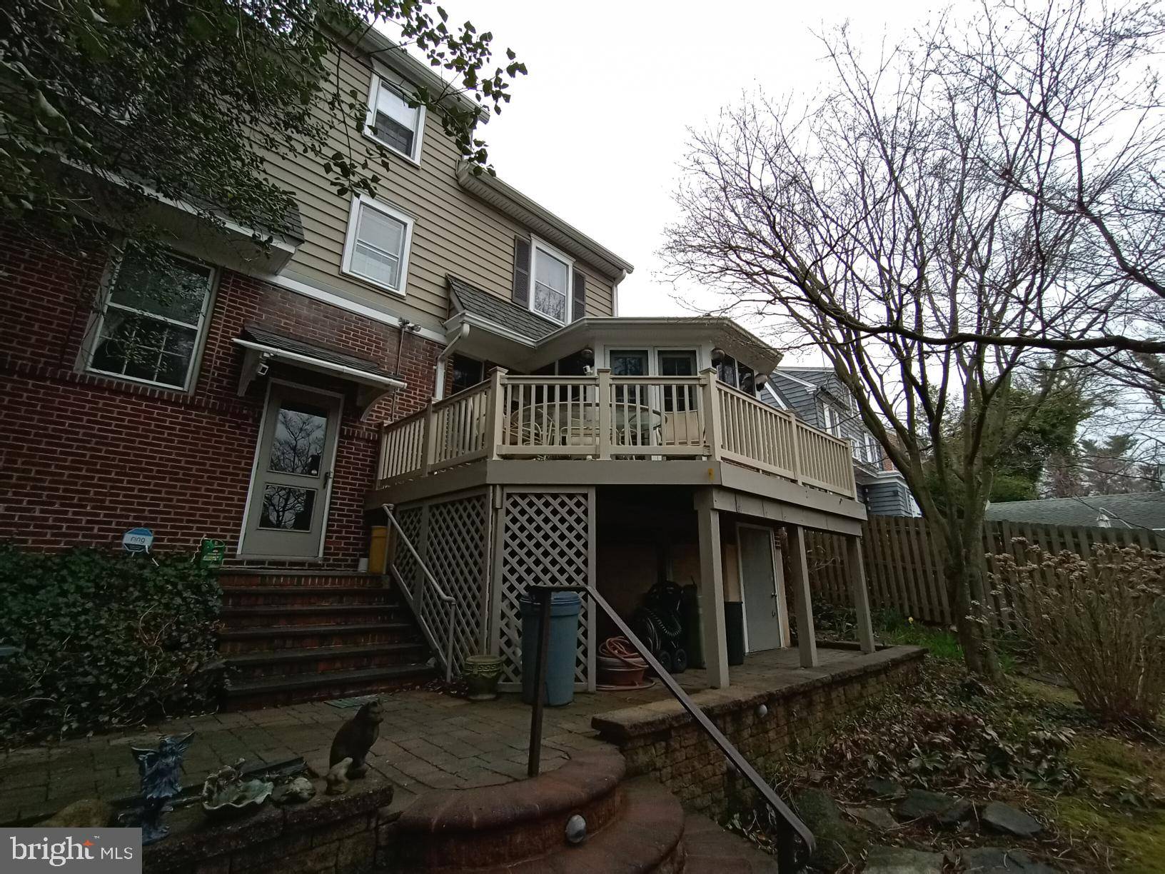 Trenton, NJ 08618,2 BUCKINGHAM AVE