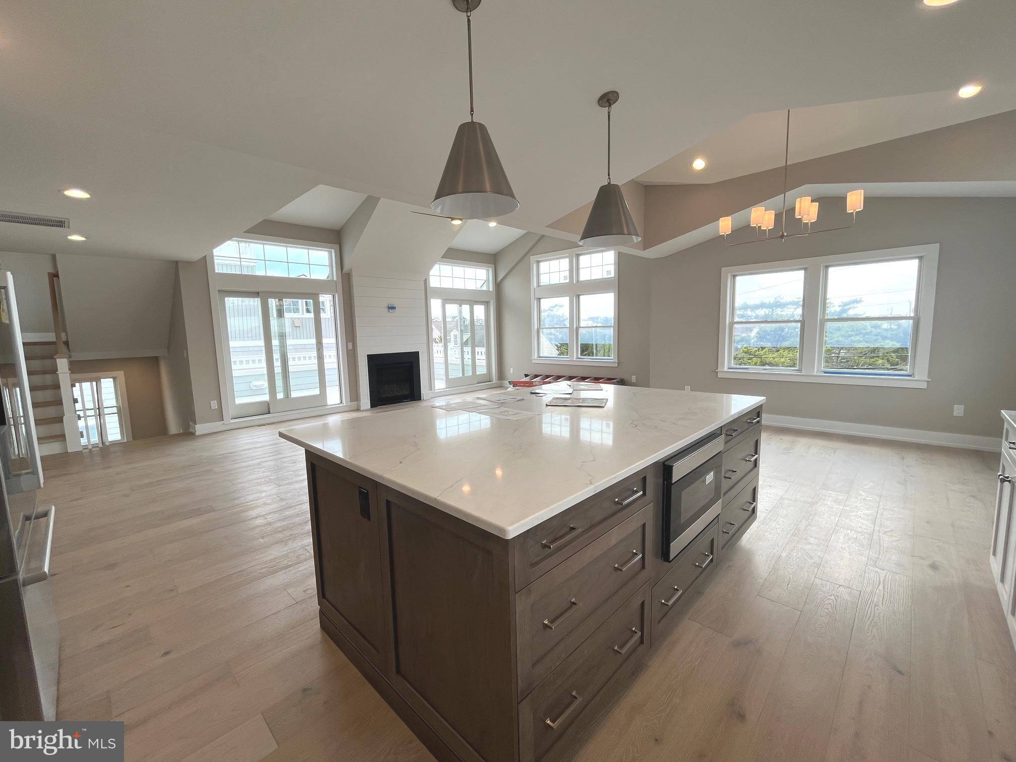 Long Beach Township, NJ 08008,7 E 39TH