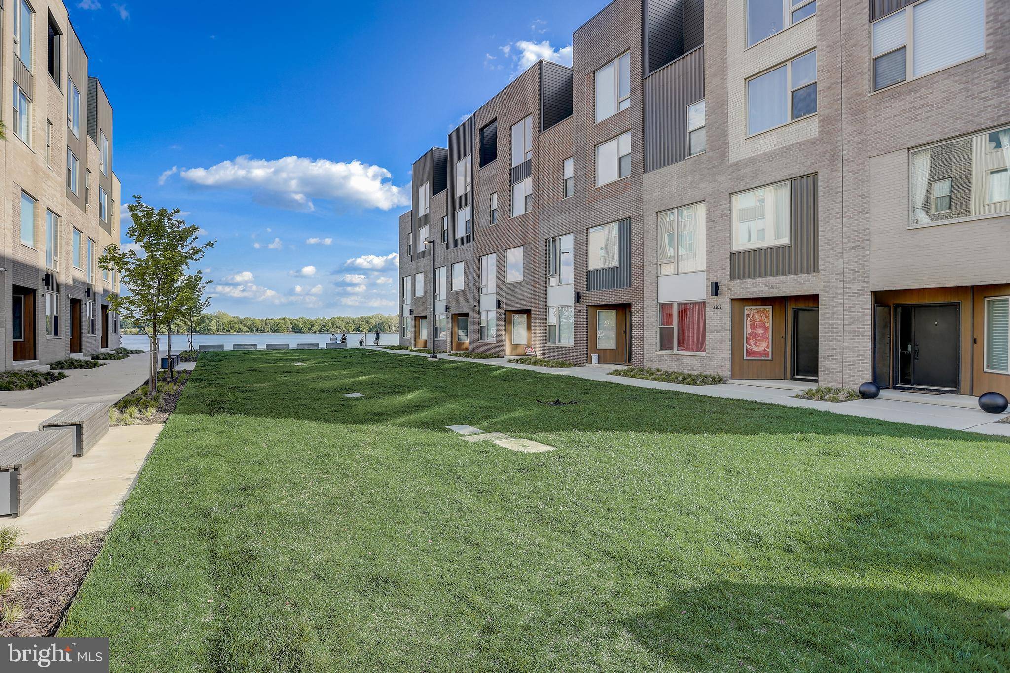 Philadelphia, PA 19125,3200 PARKVIEW WALK