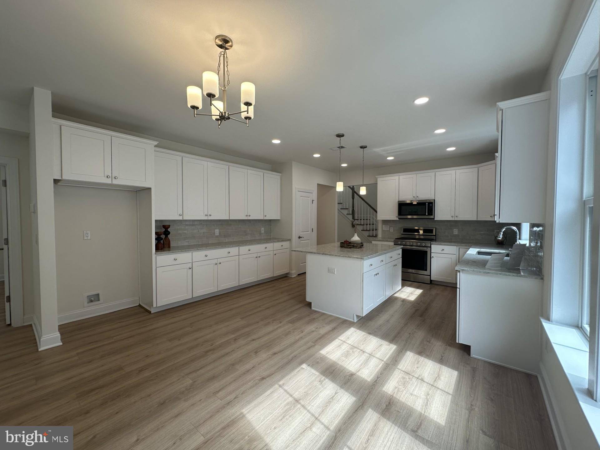Hamilton, NJ 08690,60 KAY CHIARELLO WAY