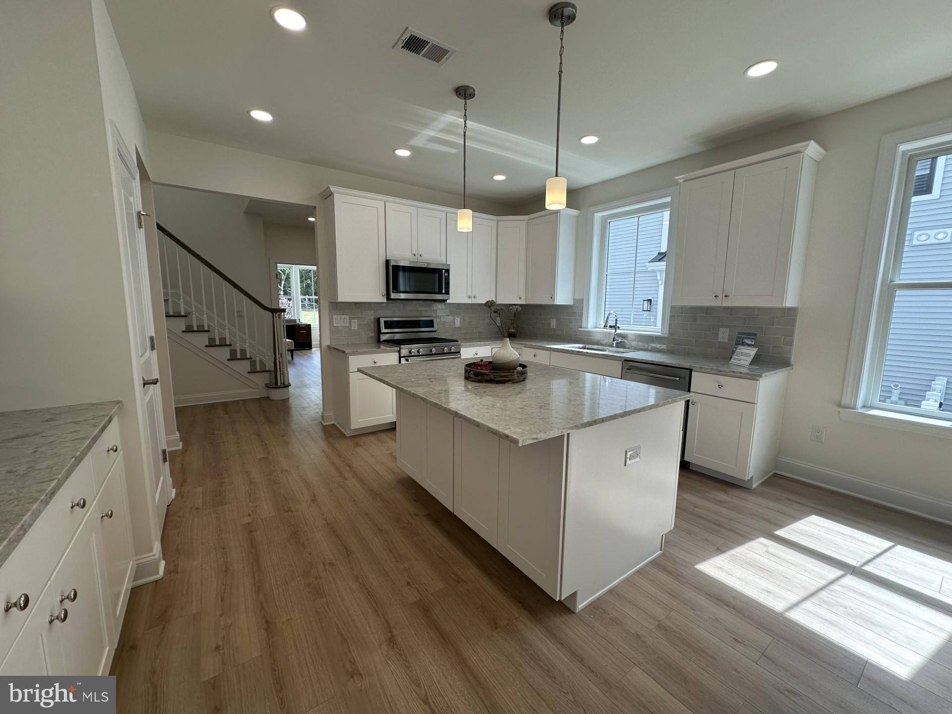 Hamilton, NJ 08690,60 KAY CHIARELLO WAY