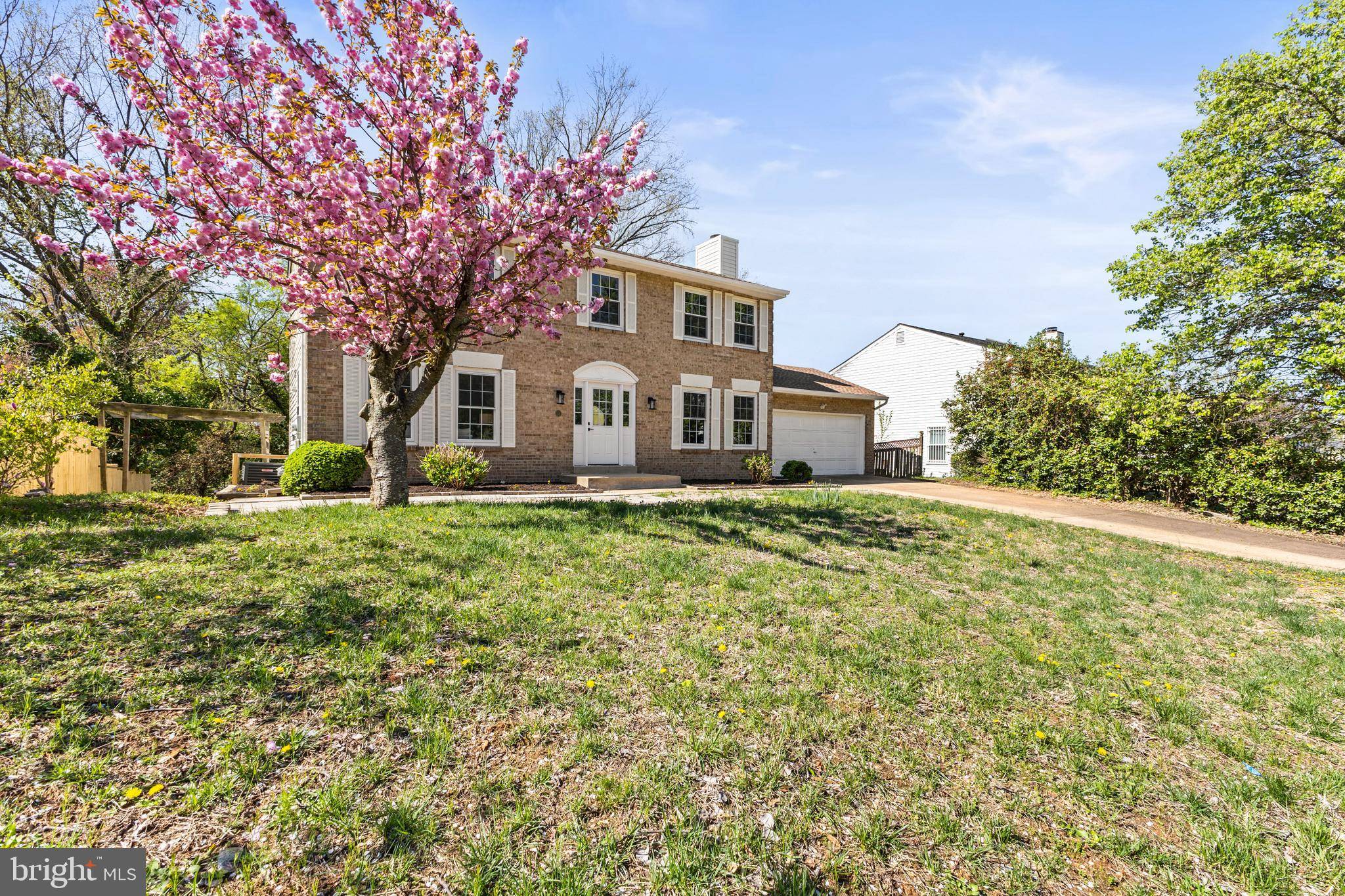 Oxon Hill, MD 20745,13 ALEXANDRIA OVERLOOK DR
