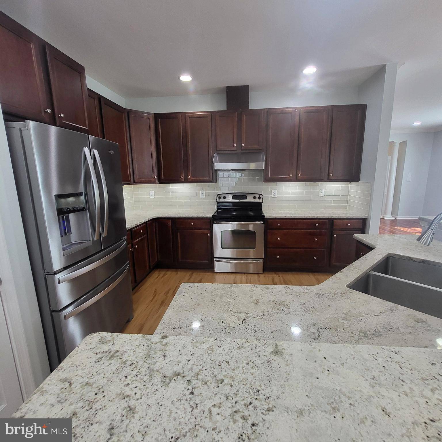 Newark, DE 19702,809 N AIKENS TAVERN CT