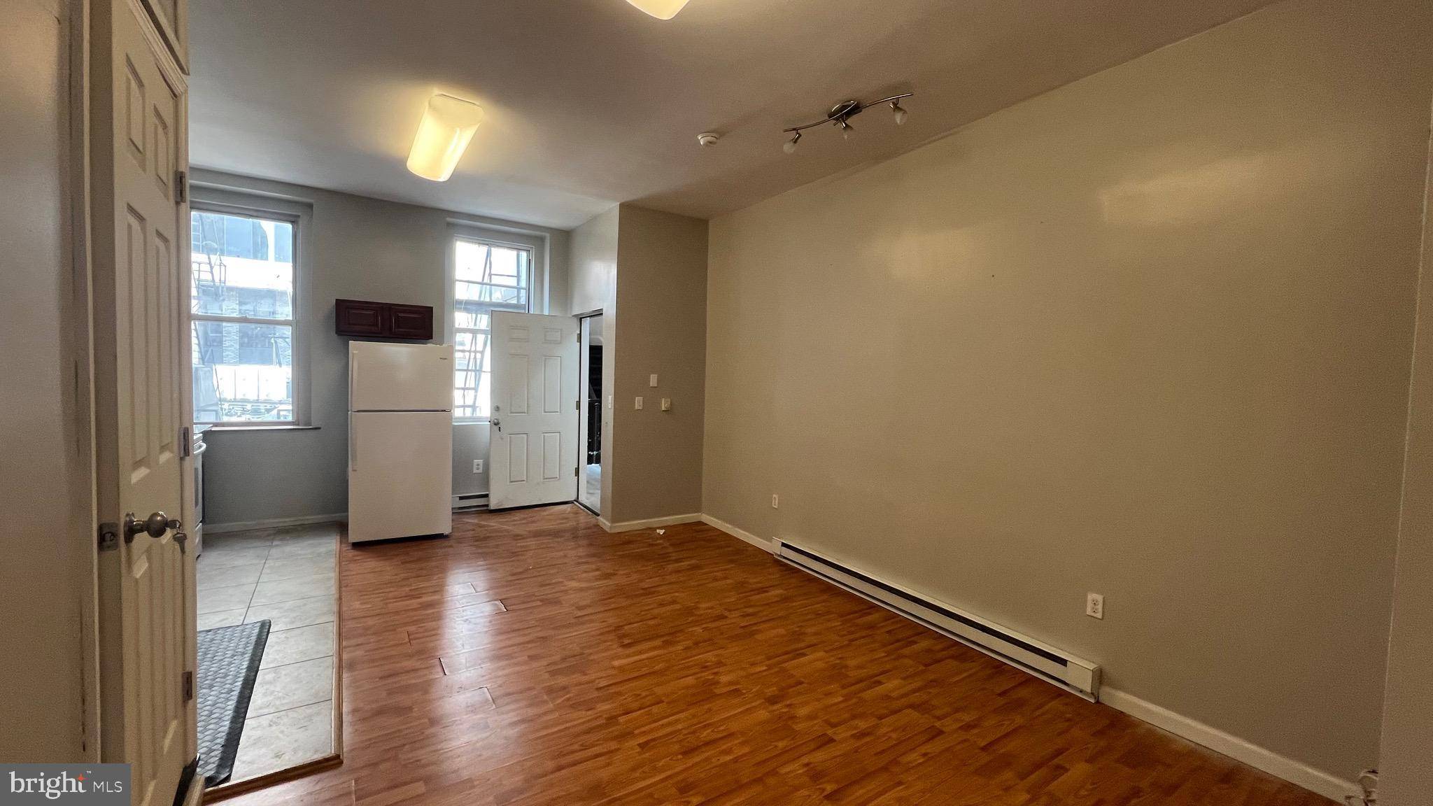 Philadelphia, PA 19107,1115 WALNUT ST #2ND FLR FRONT