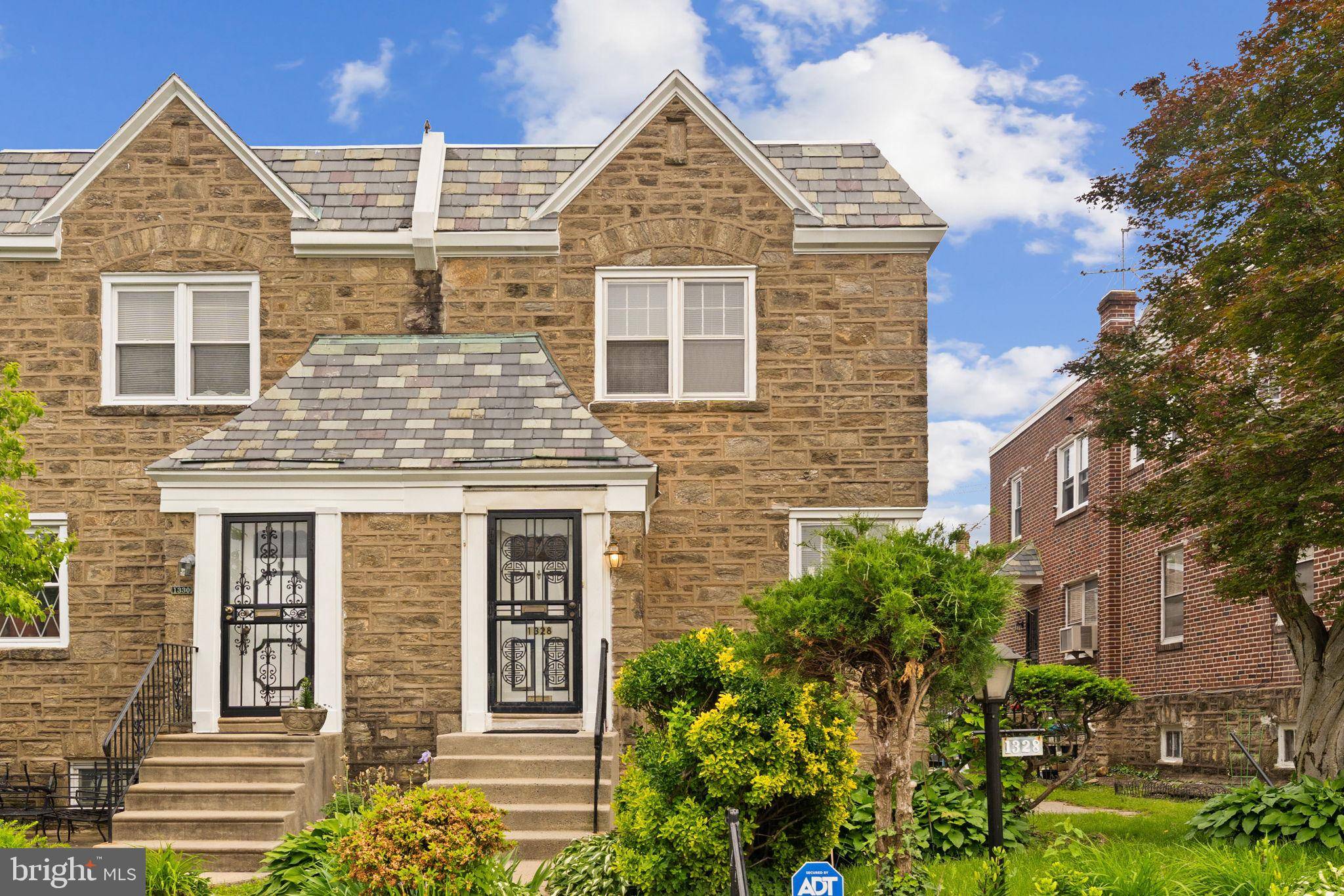 Philadelphia, PA 19119,1328 YERKES ST