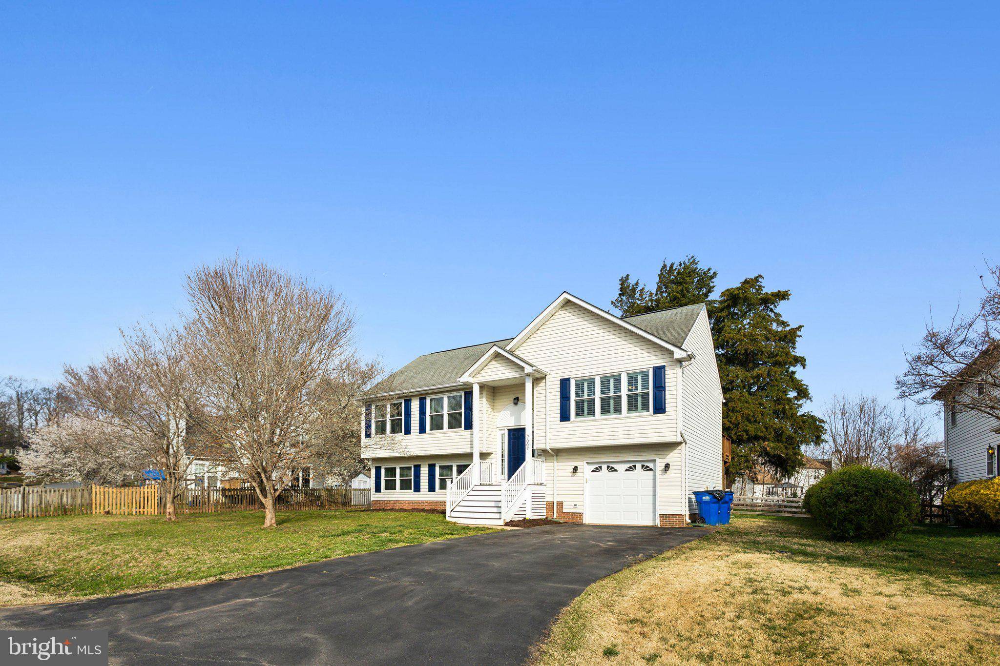 Fredericksburg, VA 22407,7007 CEDAR CREST DR