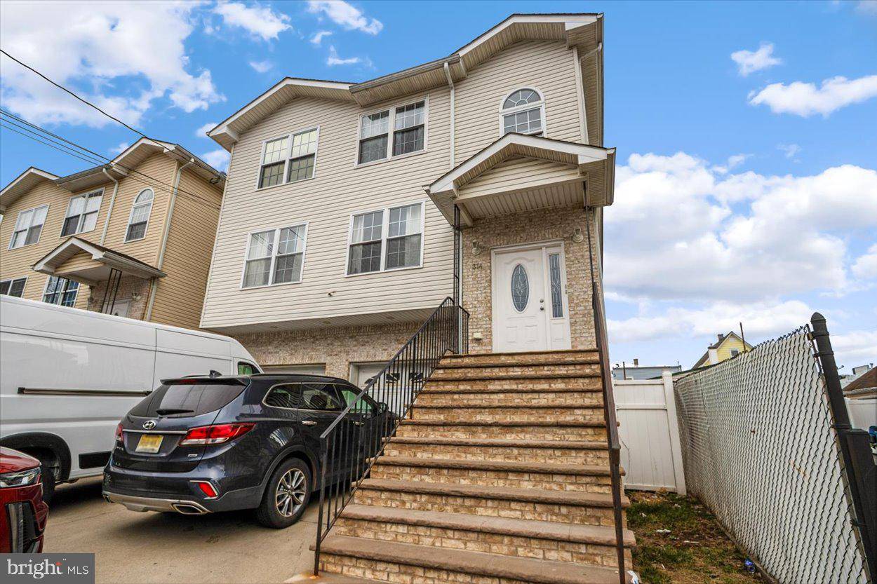 Perth Amboy, NJ 08861,314 GOODWIN ST
