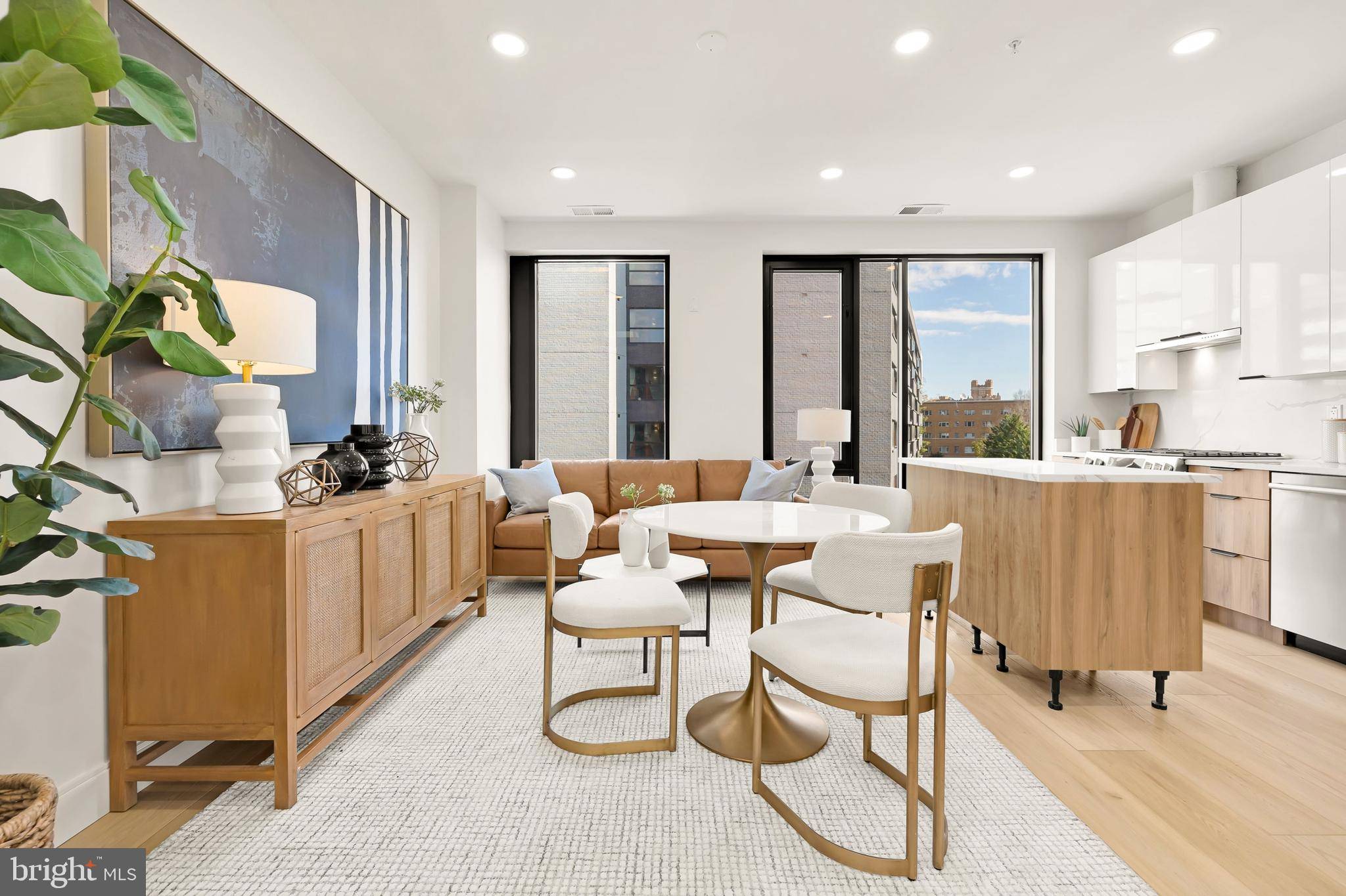 Washington, DC 20008,4111 CONNECTICUT AVE NW #PENTHOUSE-604