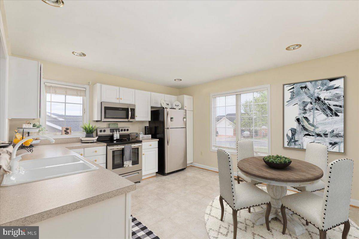 Strasburg, VA 22657,200 STONY POINTE WAY