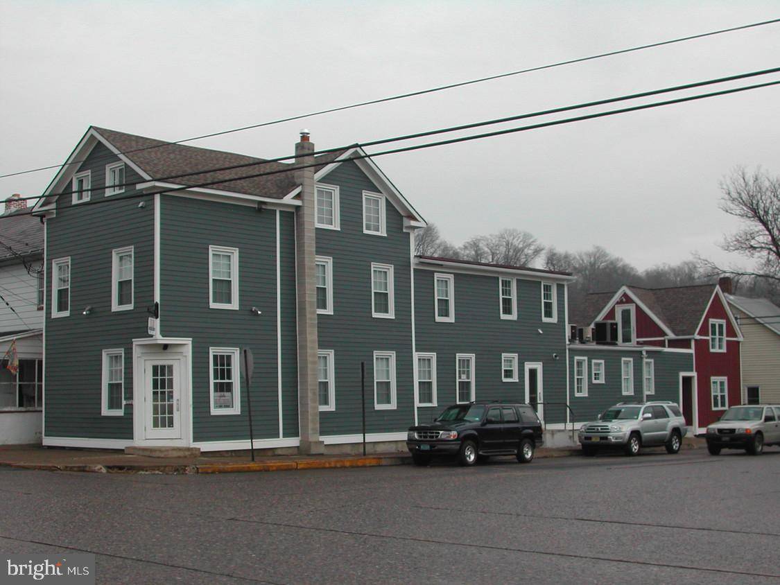 Phillipsburg, NJ 08865,80 BROAD