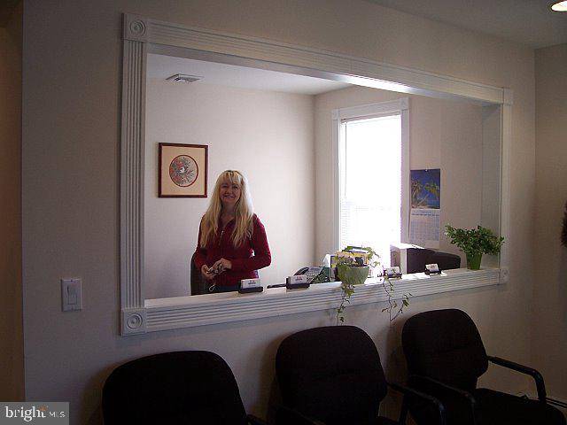 Phillipsburg, NJ 08865,80 BROAD