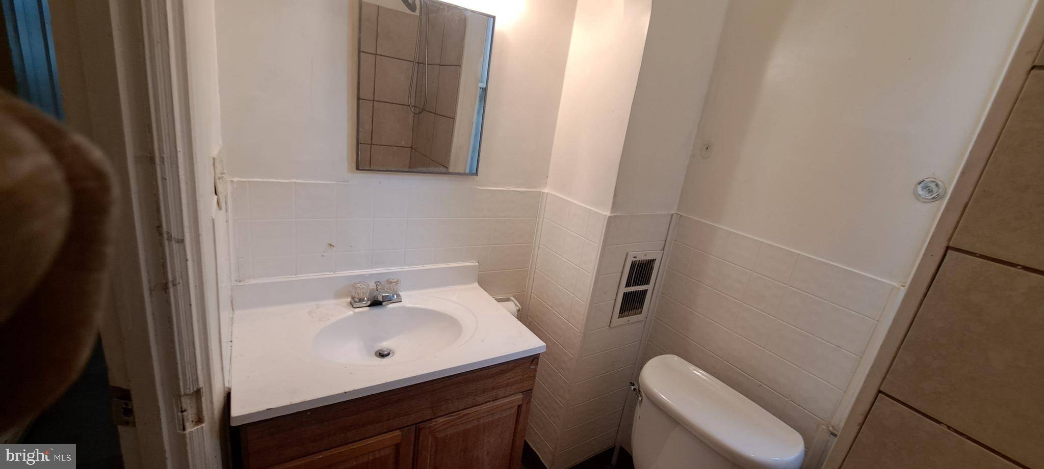 Philadelphia, PA 19134,3130 G ST