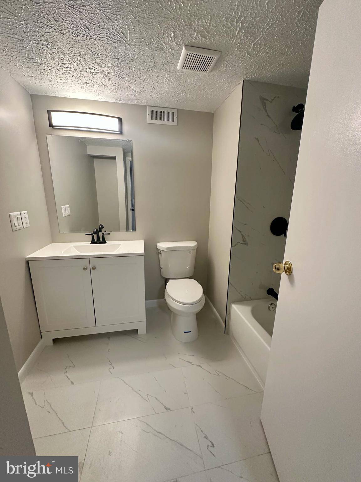 Reston, VA 20194,1551 BENNINGTON WOODS CT