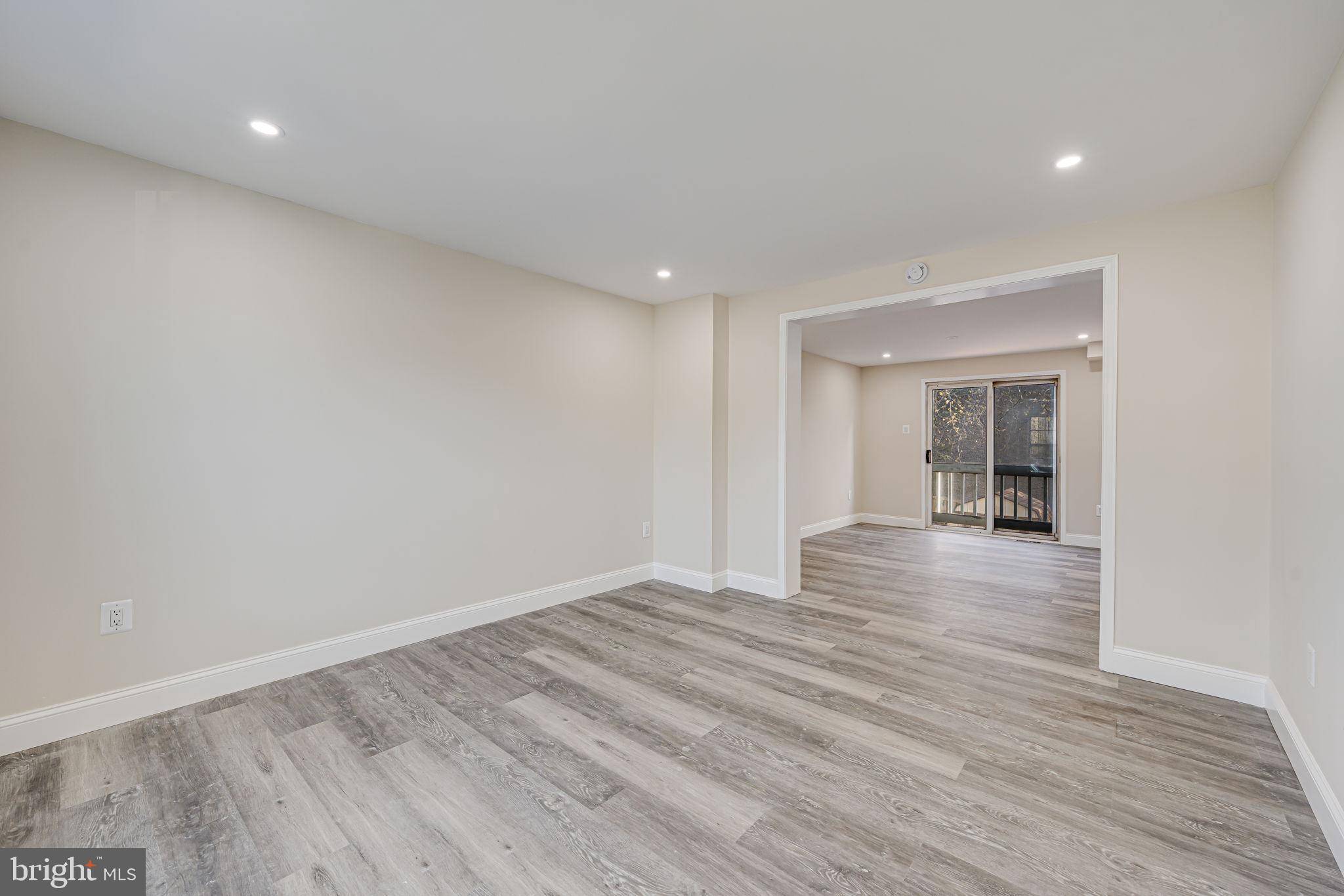 Warrenton, VA 20186,135 SPLIT OAK ST