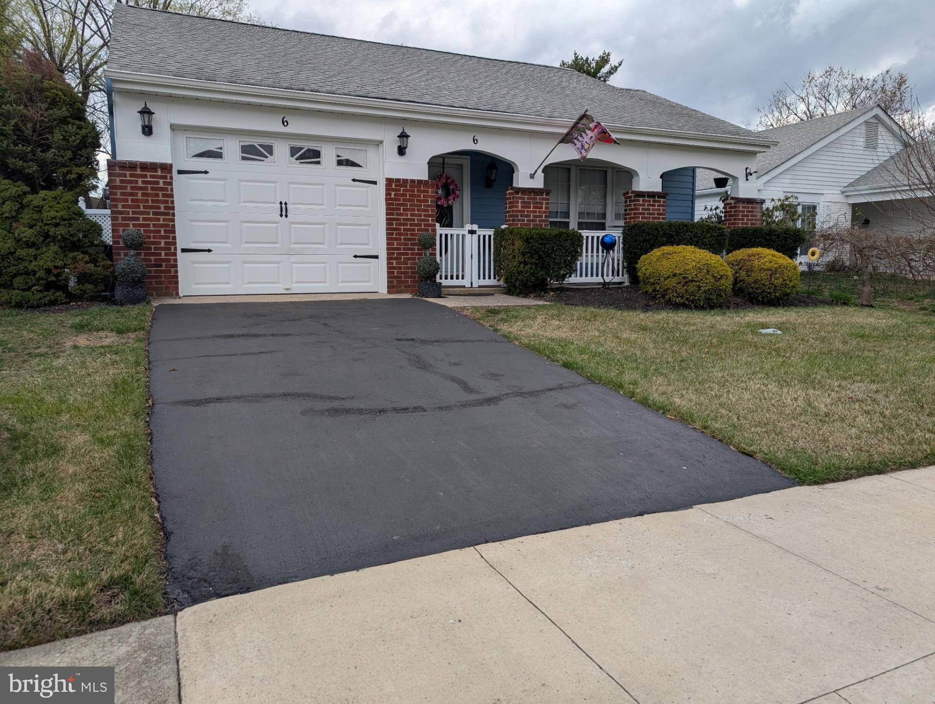 Southampton, NJ 08088,6 FINCHLEY CT