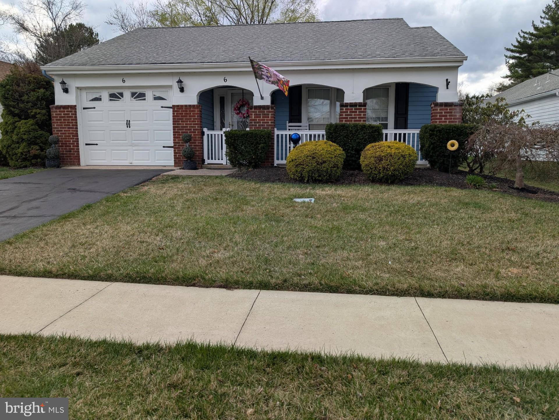 Southampton, NJ 08088,6 FINCHLEY CT