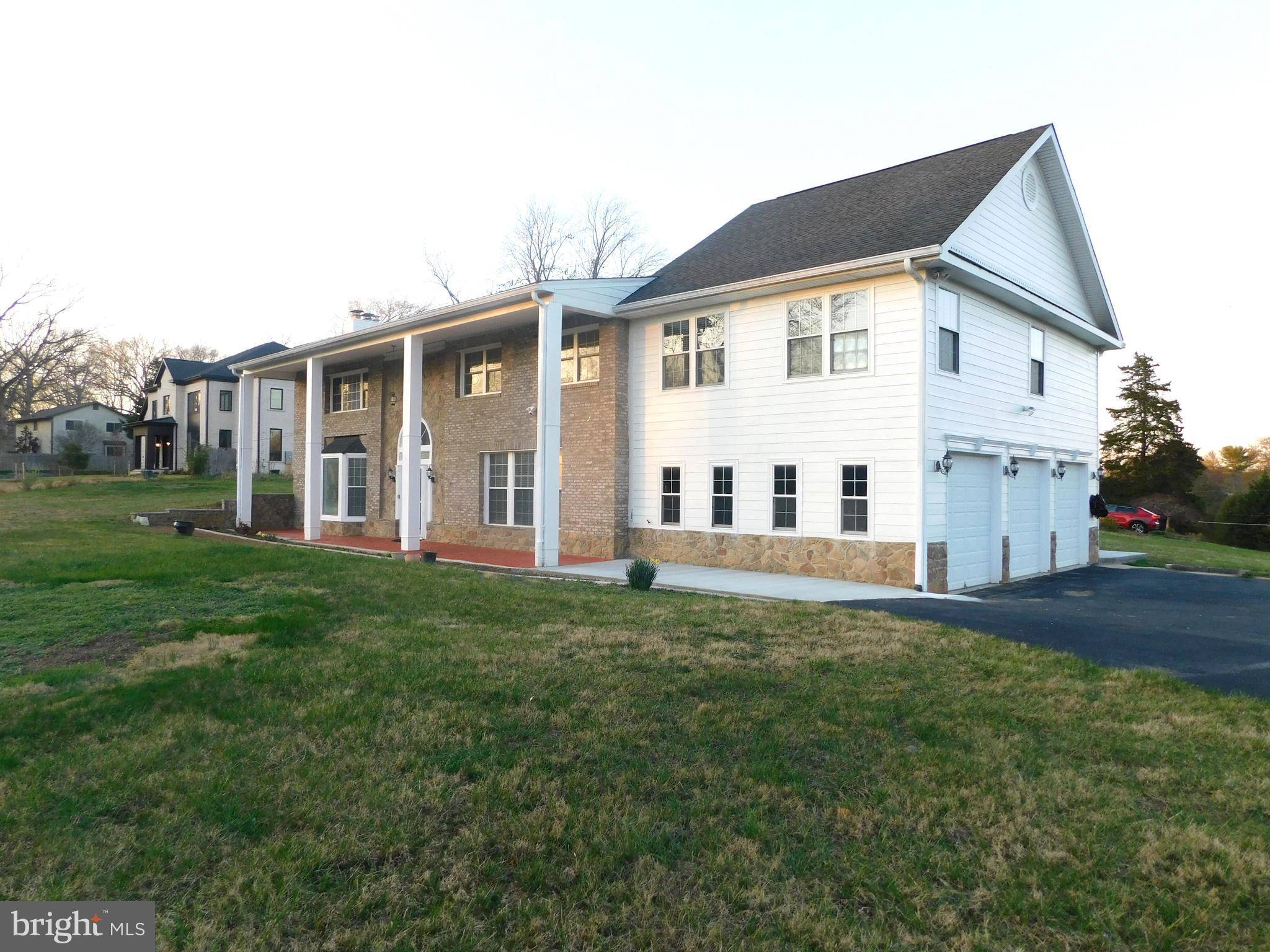 Oakton, VA 22124,10828 MILLER RD