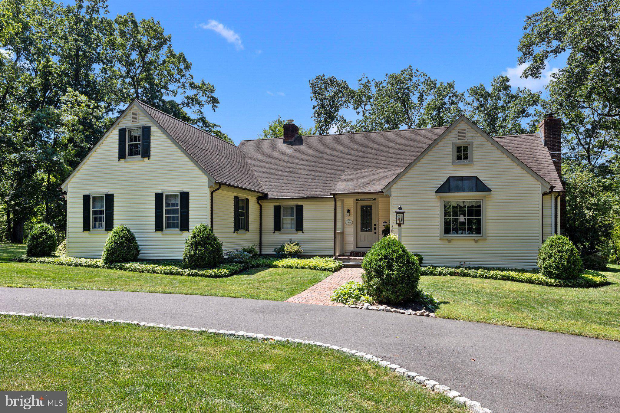Huntingdon Valley, PA 19006,2230 HUNTINGDON RD