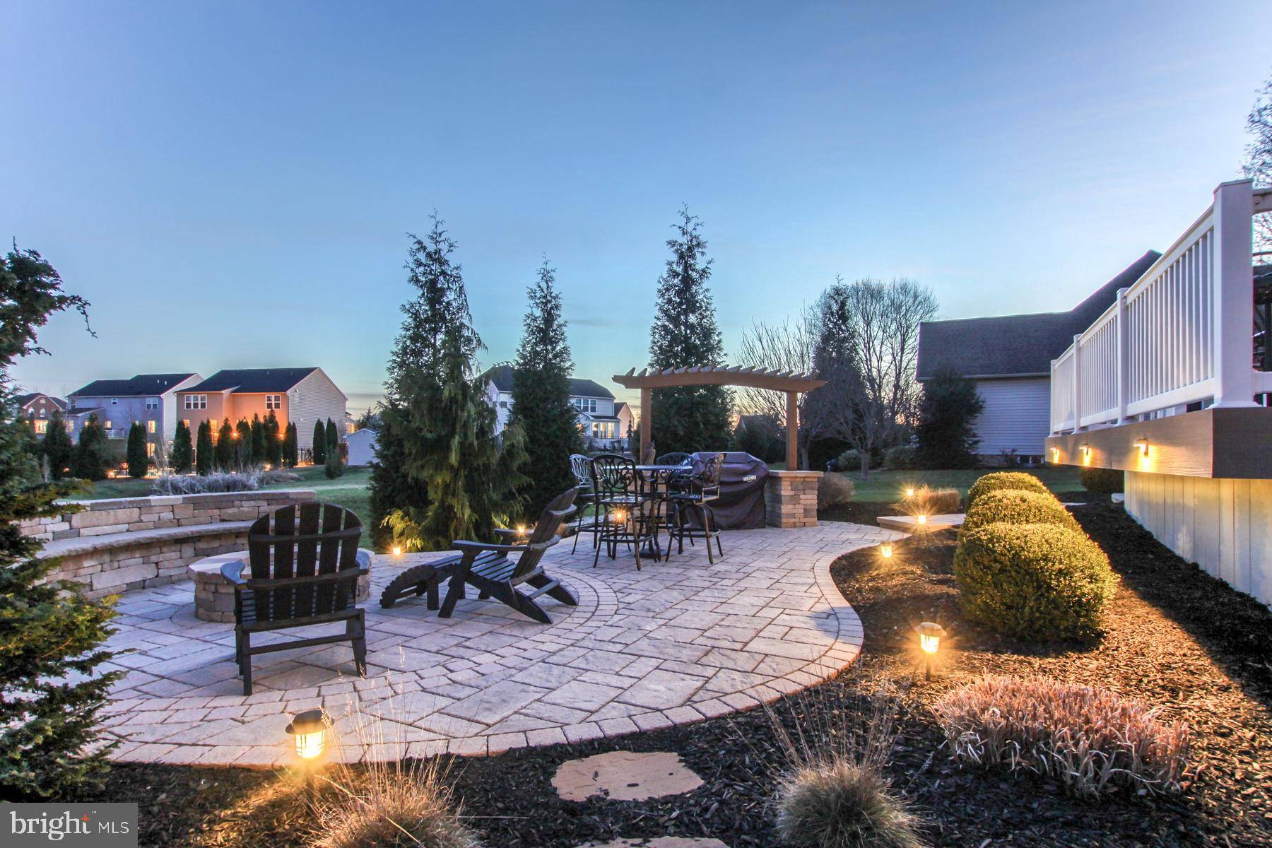 Boiling Springs, PA 17007,211 EVERGREEN DR