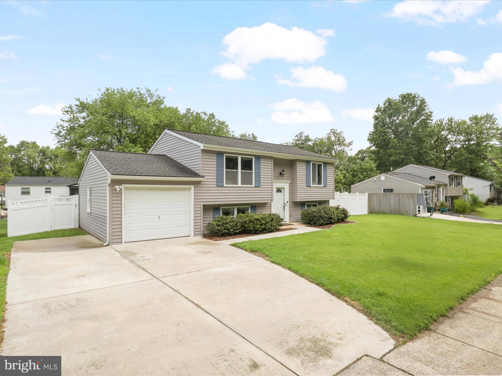 Springfield, VA 22151,7313 HUSKY LN